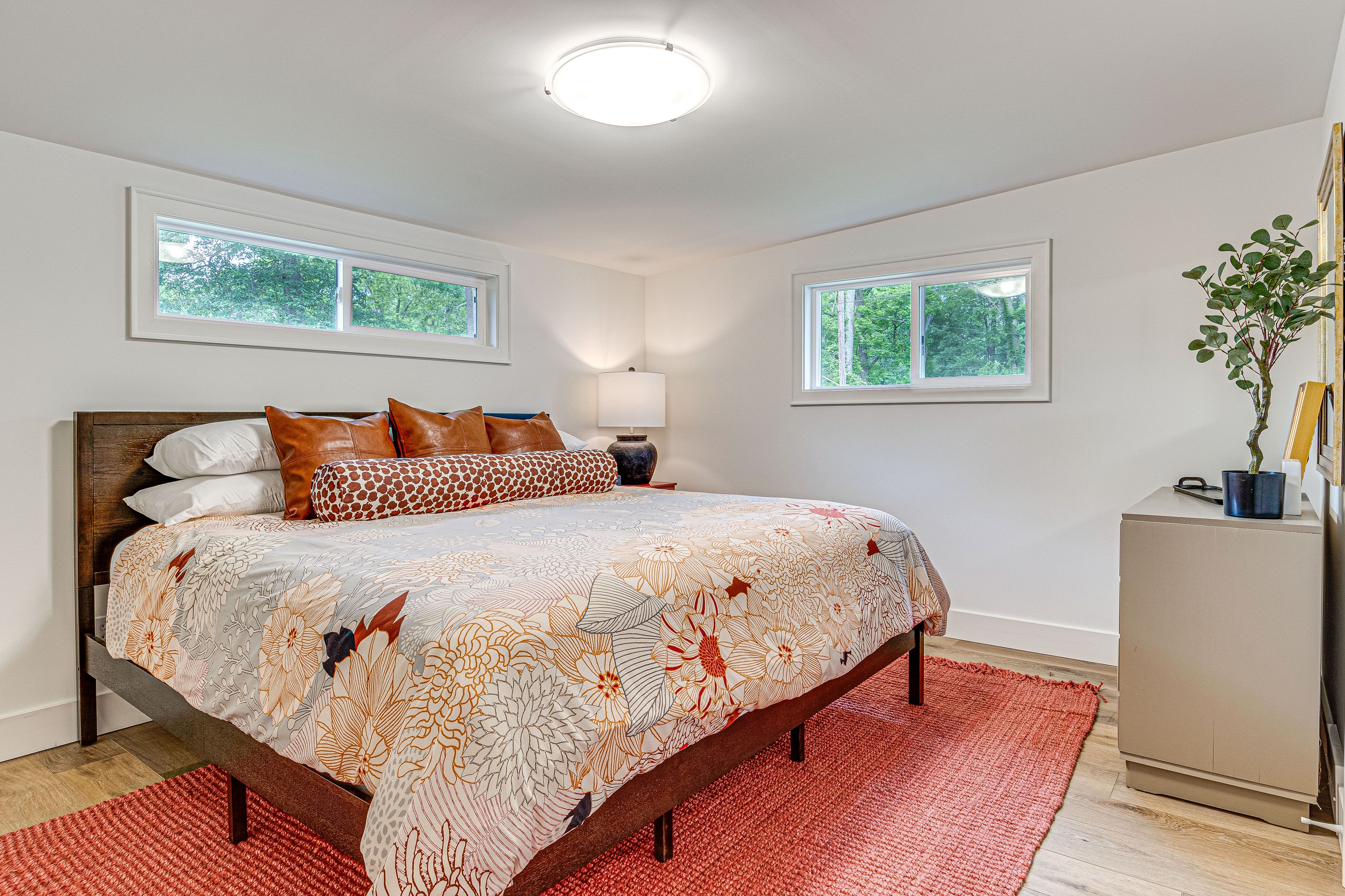 Bedroom 1 | King Bed | Linens Provided