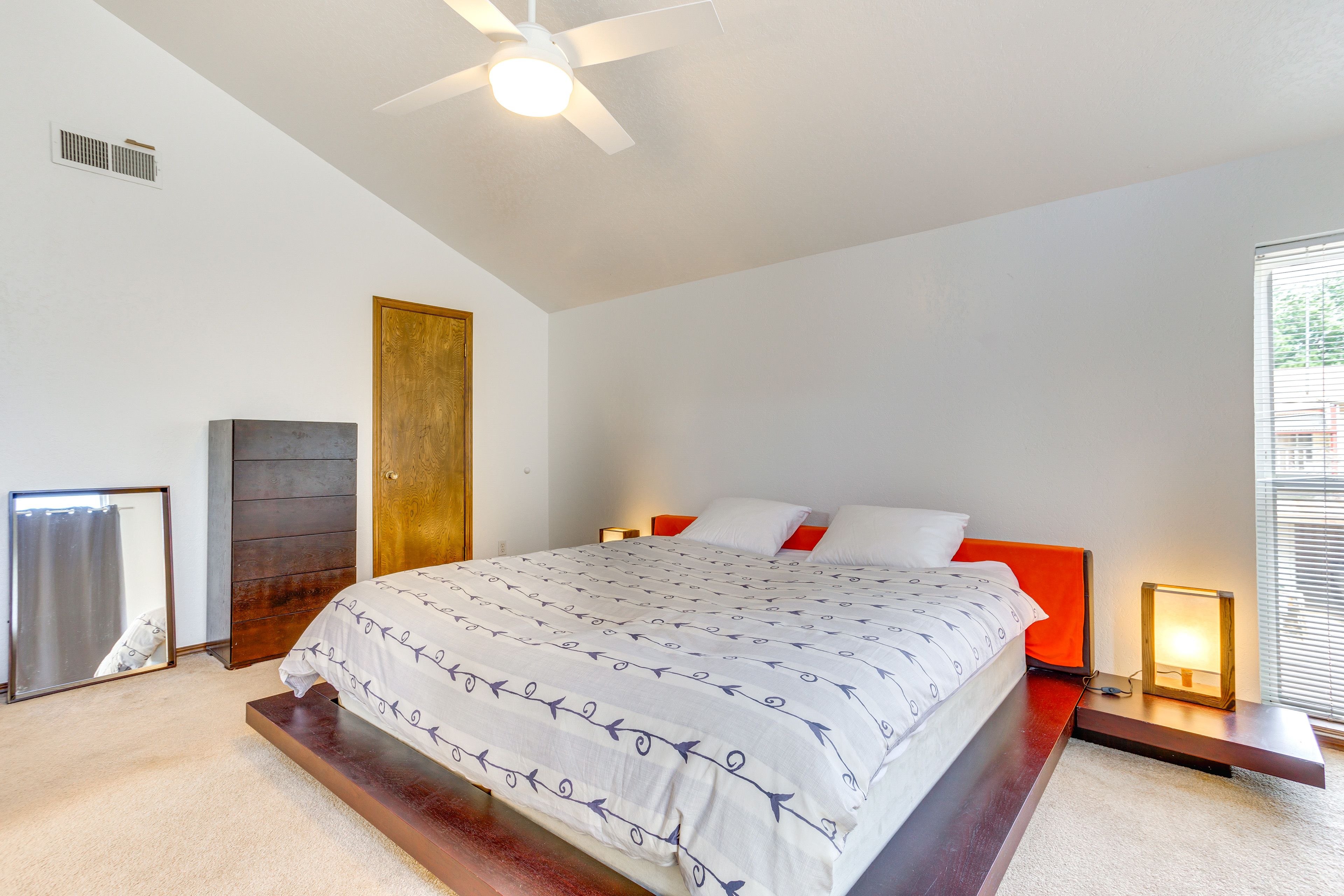 Bedroom 1 | California King Bed | Linens Provided | 2nd Floor