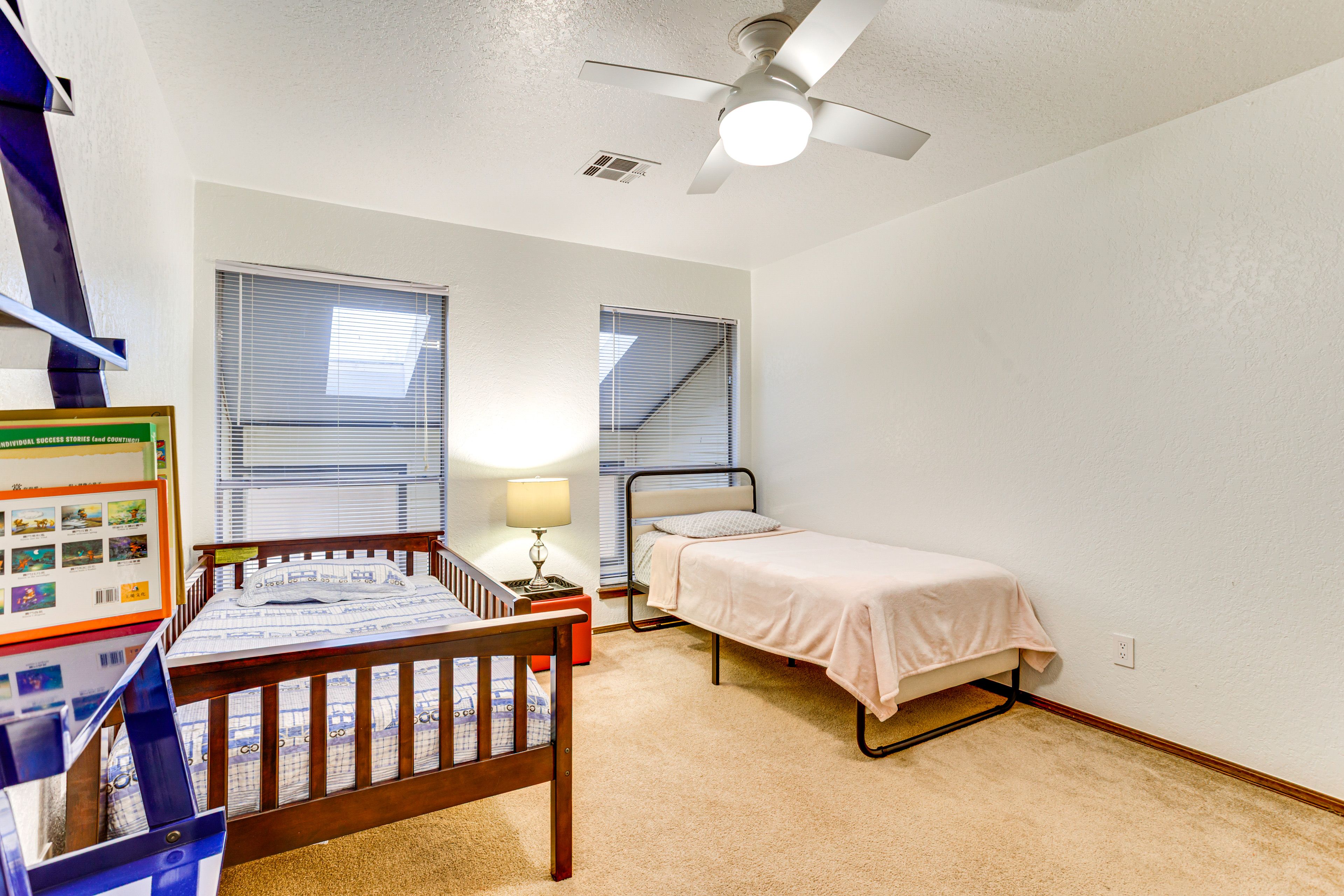 Bedroom 2 | 2 Twin Beds | 2nd Floor