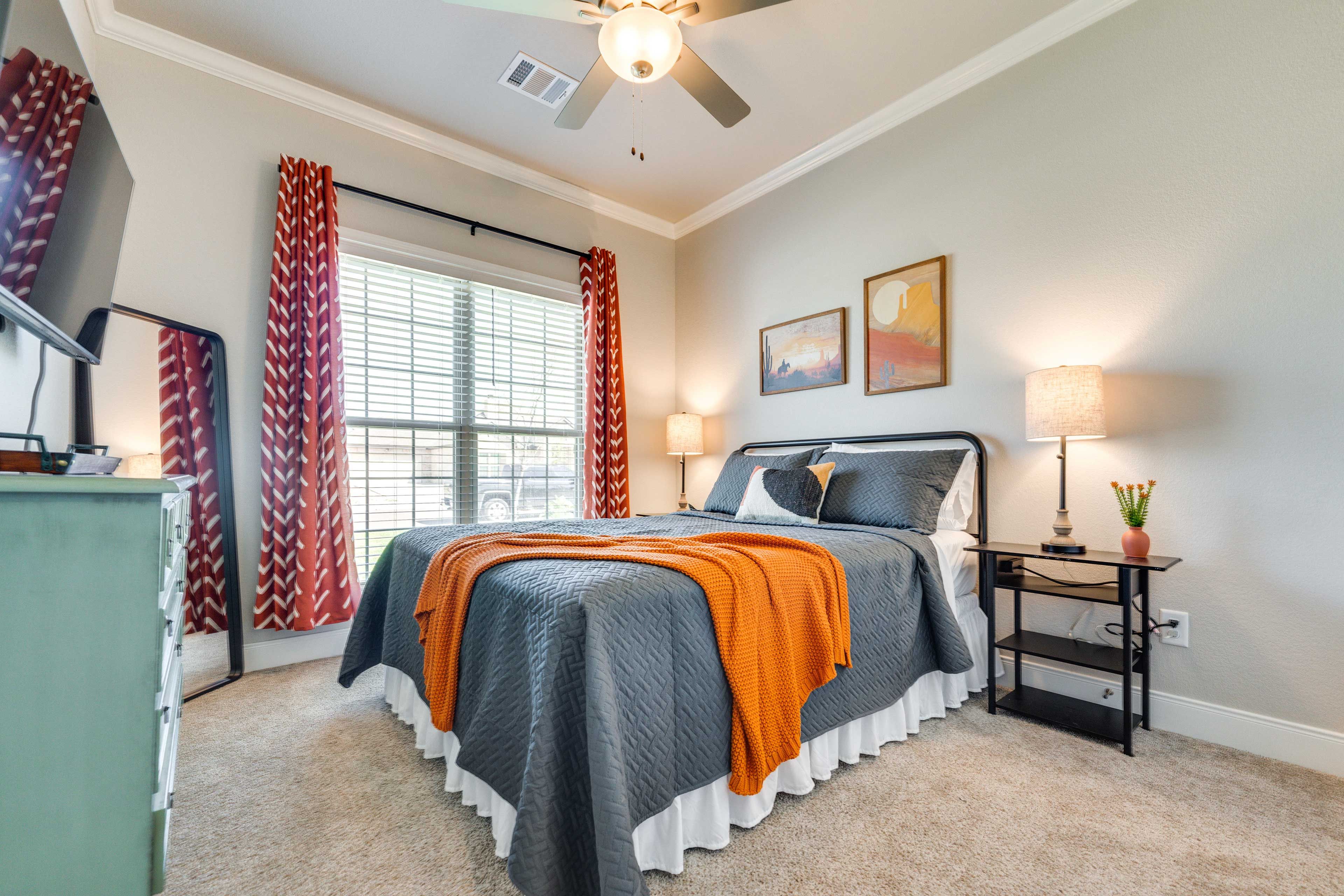 Bedroom 2 | Queen Bed | Linens Provided
