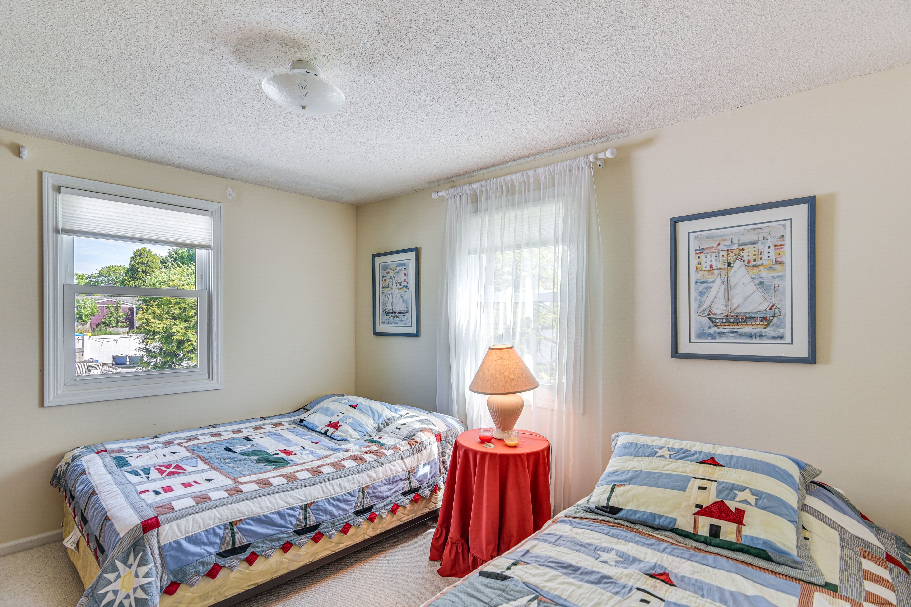Bedroom 2 | Full Bed | Twin Bed | Main Floor