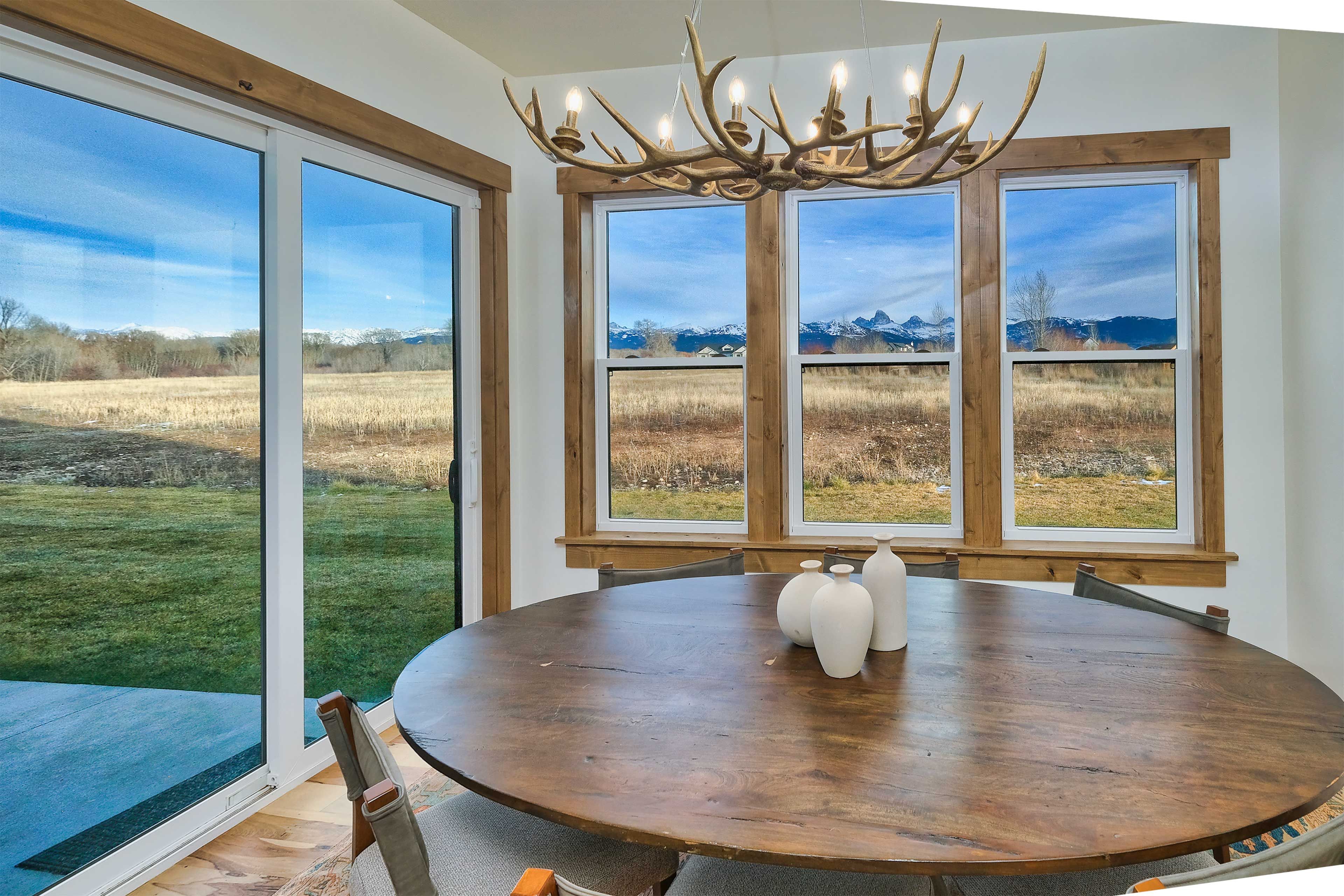 Dining Table | 1st Floor | Dishware & Flatware