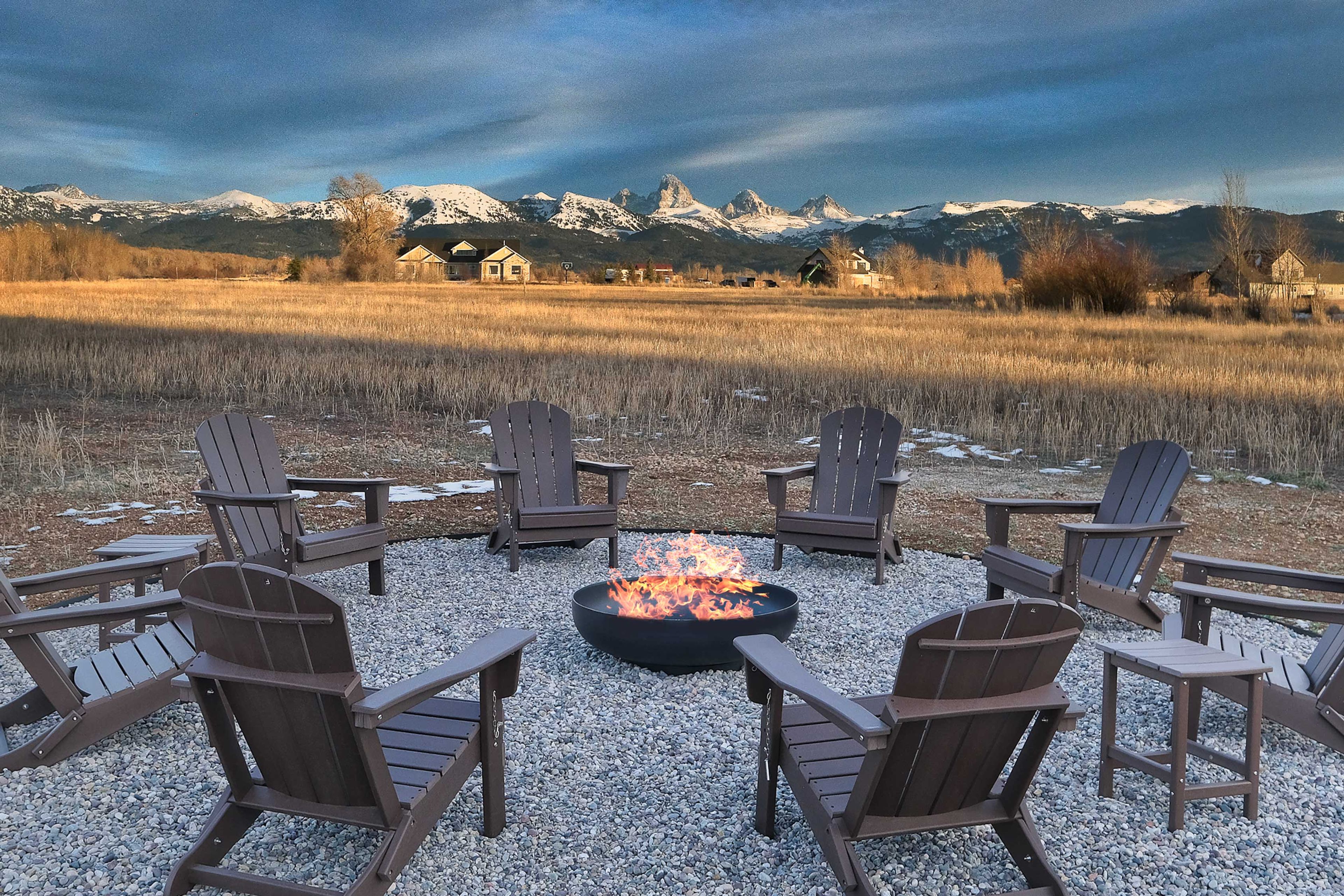 Fire Pit | Mountain Views