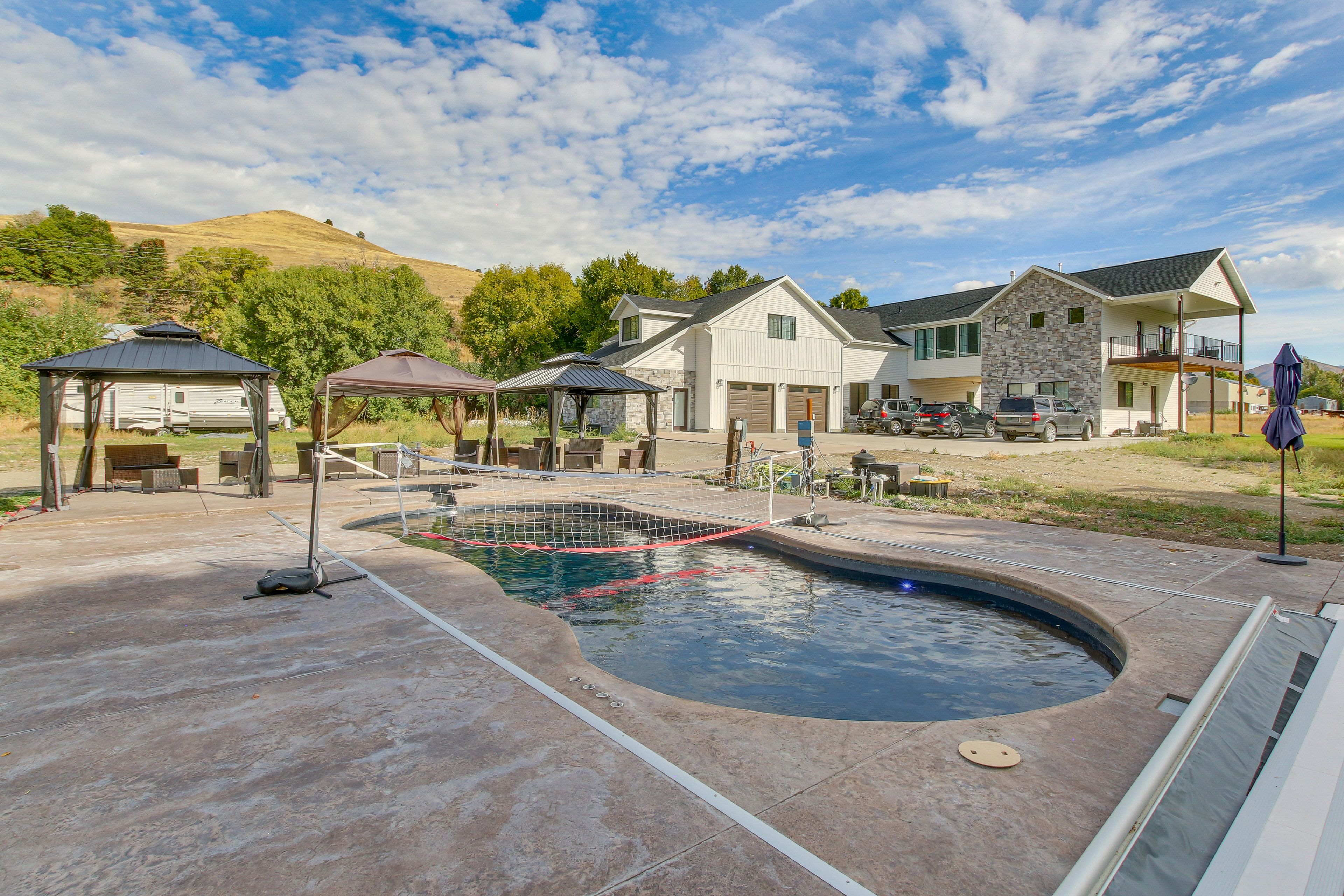 Exterior | Shared Outdoor Space | Seasonal Heated Saltwater Pool
