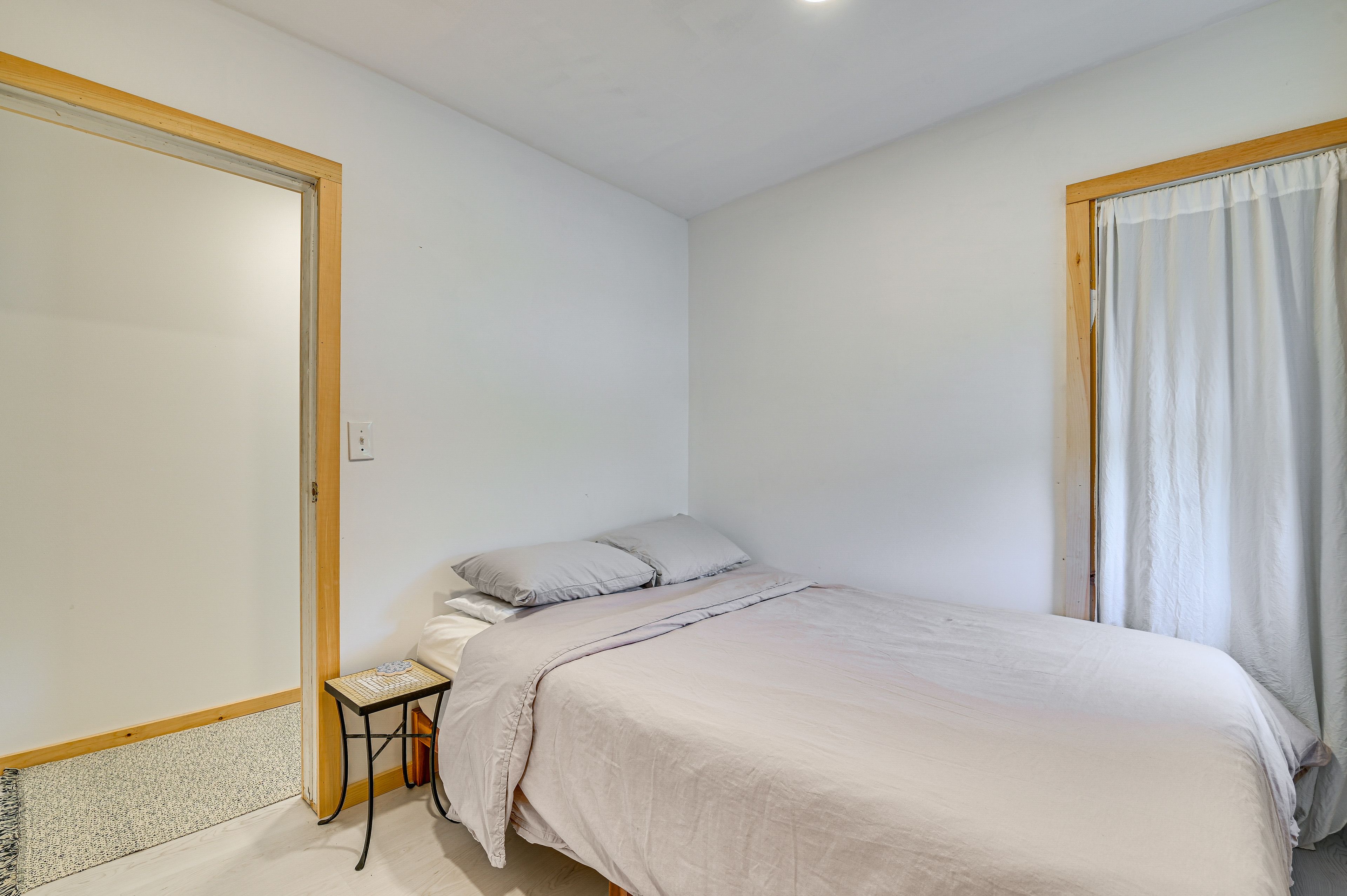 Bedroom 1 | Queen Bed | 2nd Floor