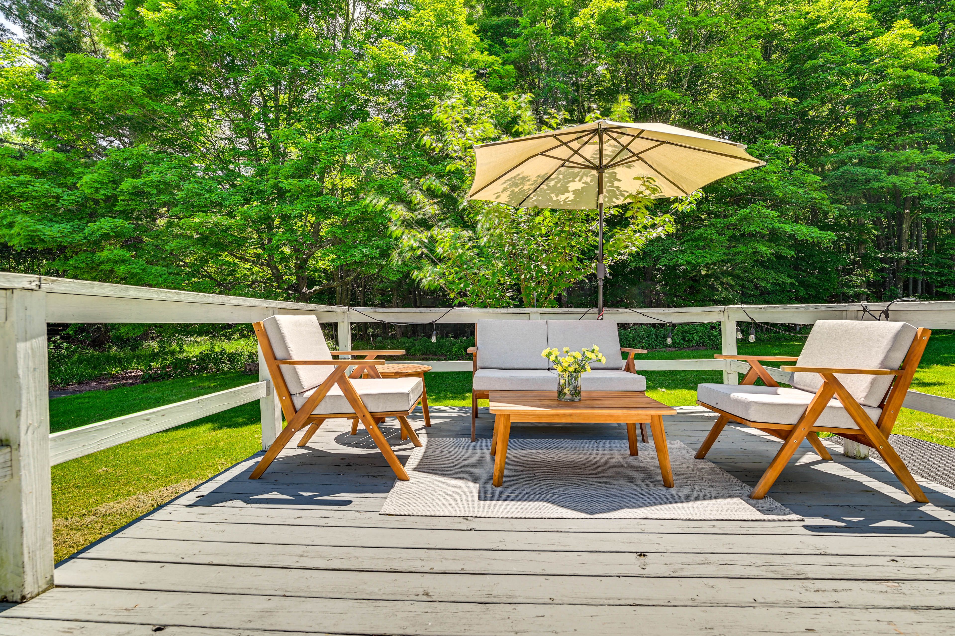 Private Deck