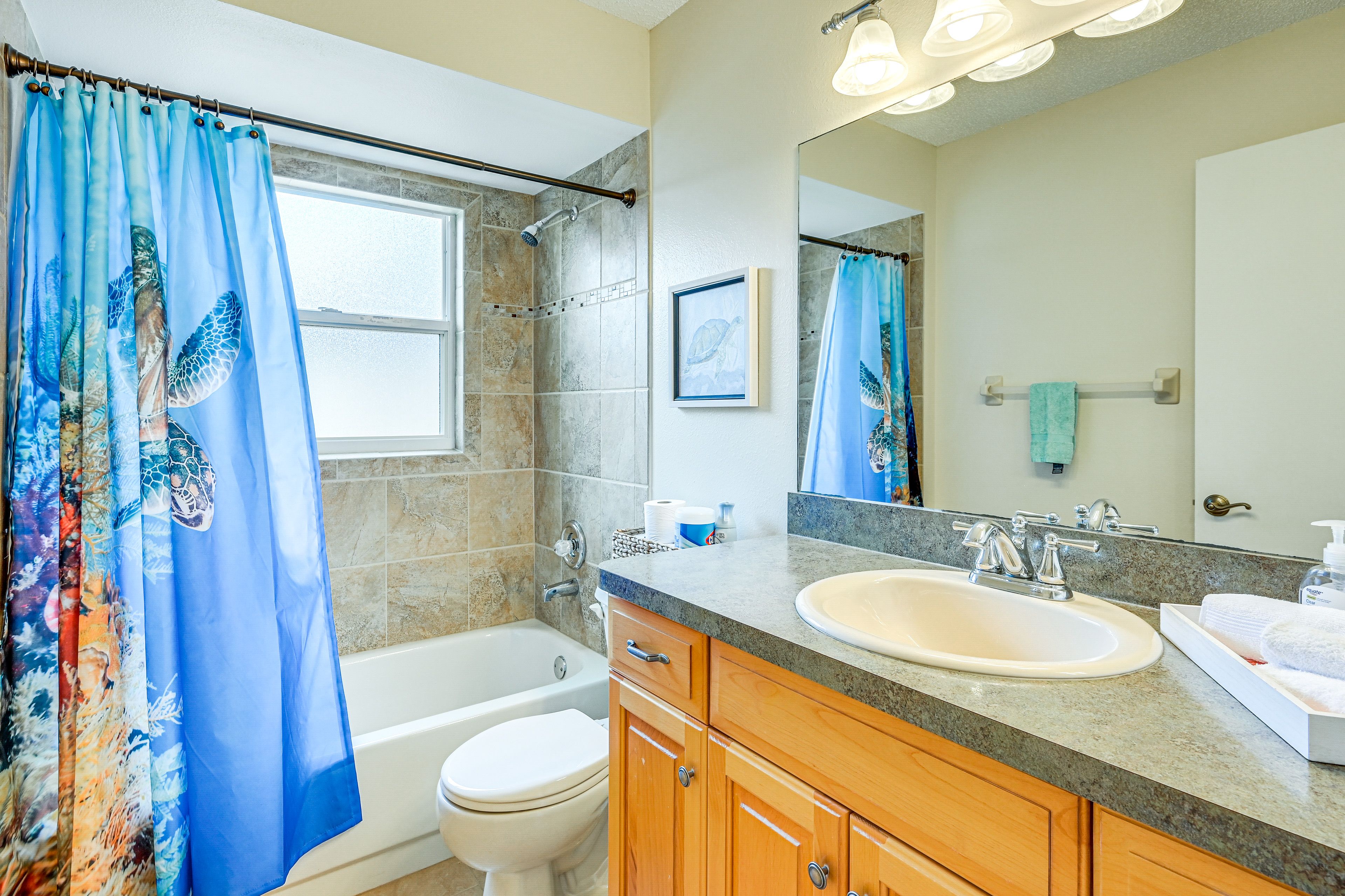 Full Bathroom