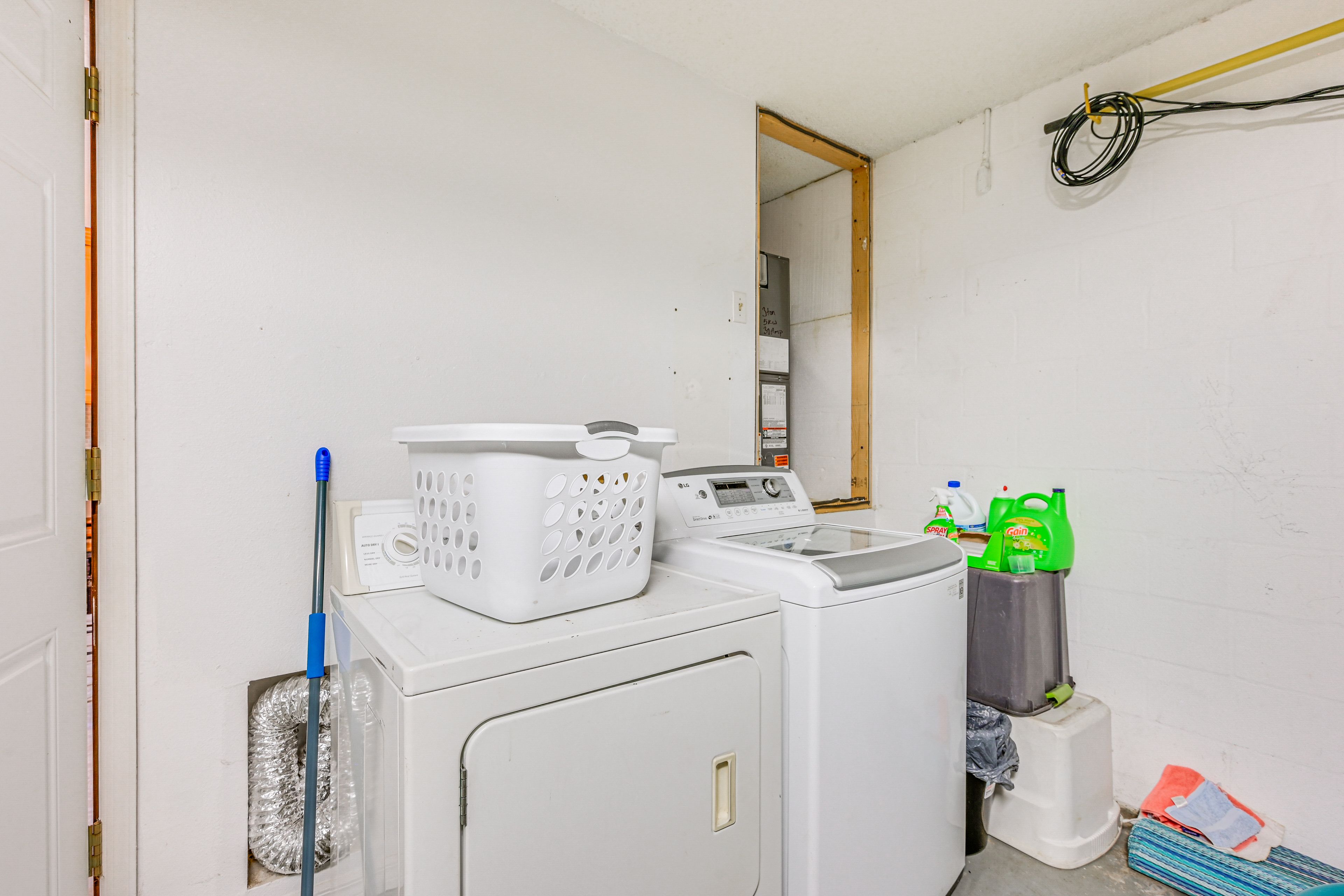 Washer + Dryer