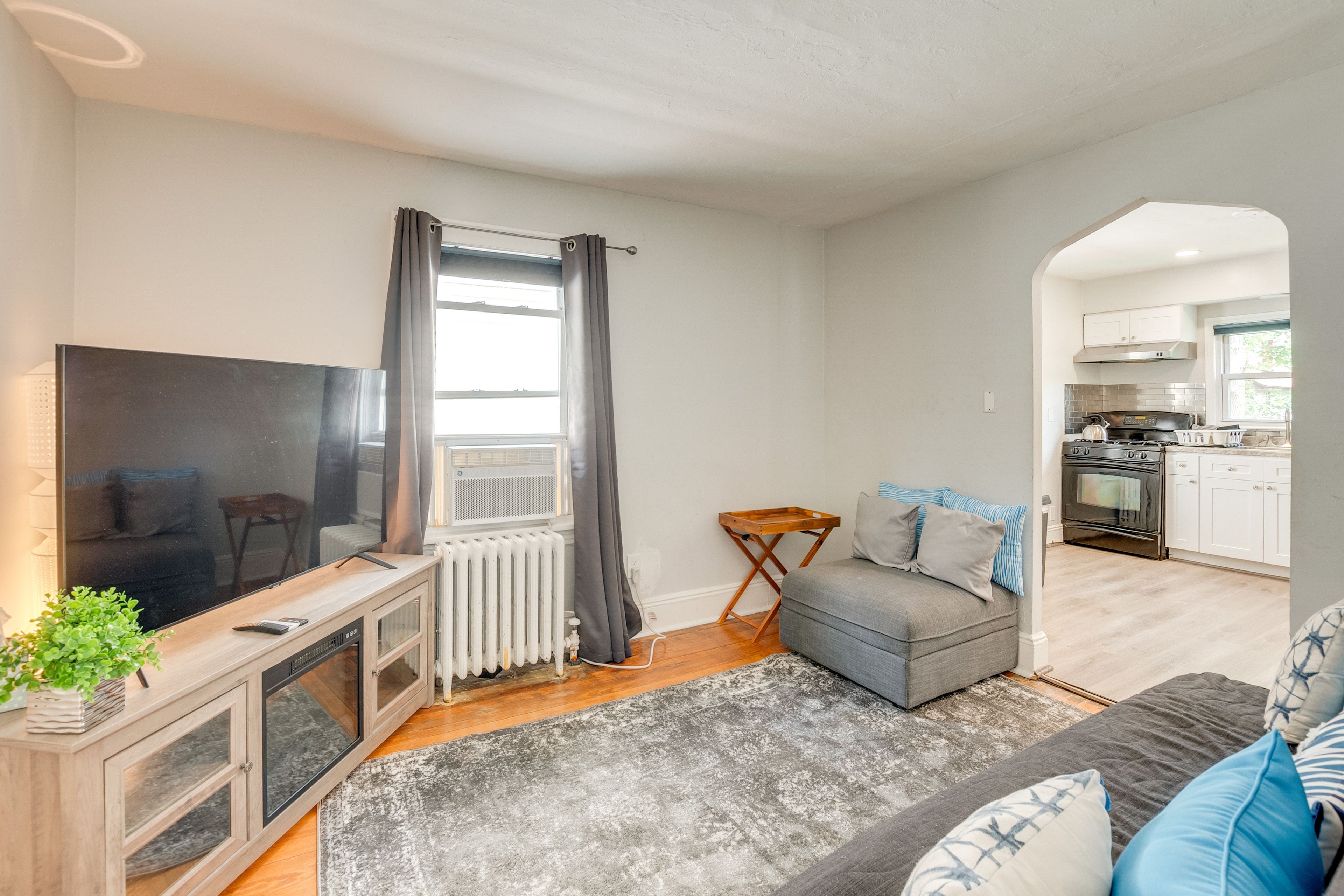 Hackensack Vacation Rental | 2BR | 1BA | 800 Sq Ft | Stairs Required