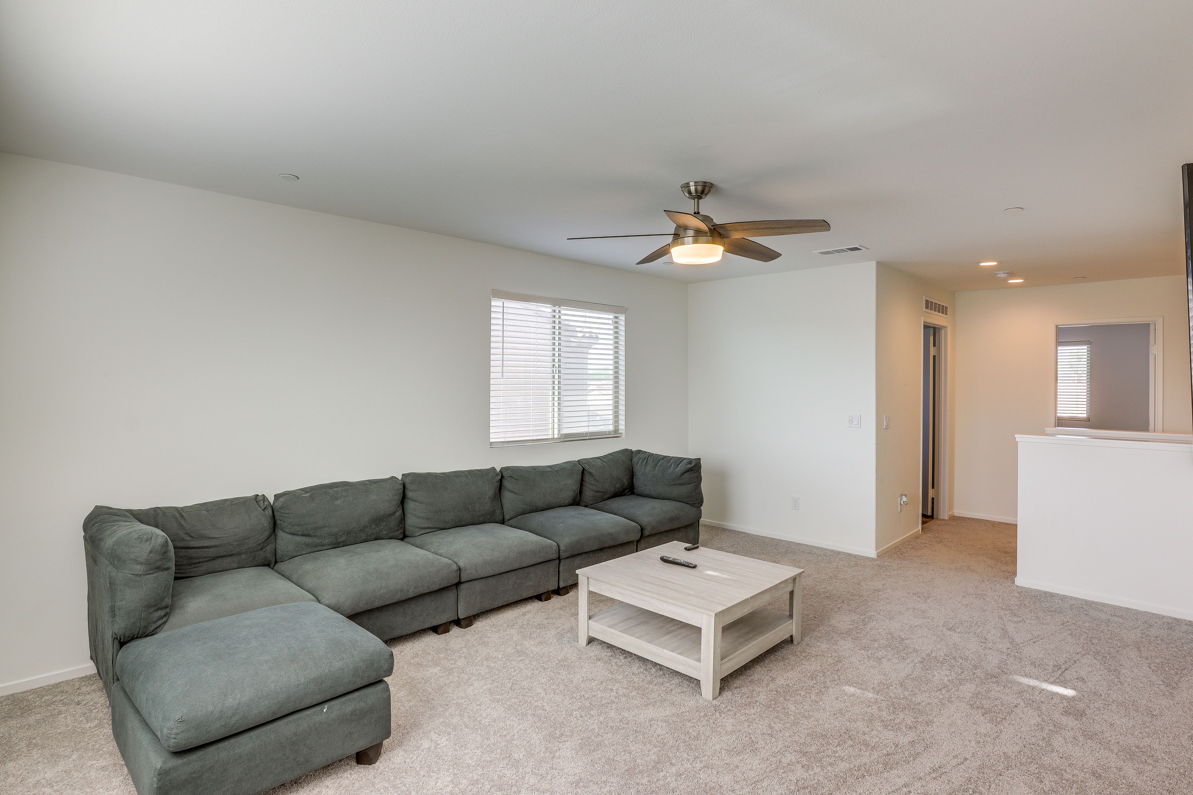 Bonus Living Area | Smart TV | 2nd Floor