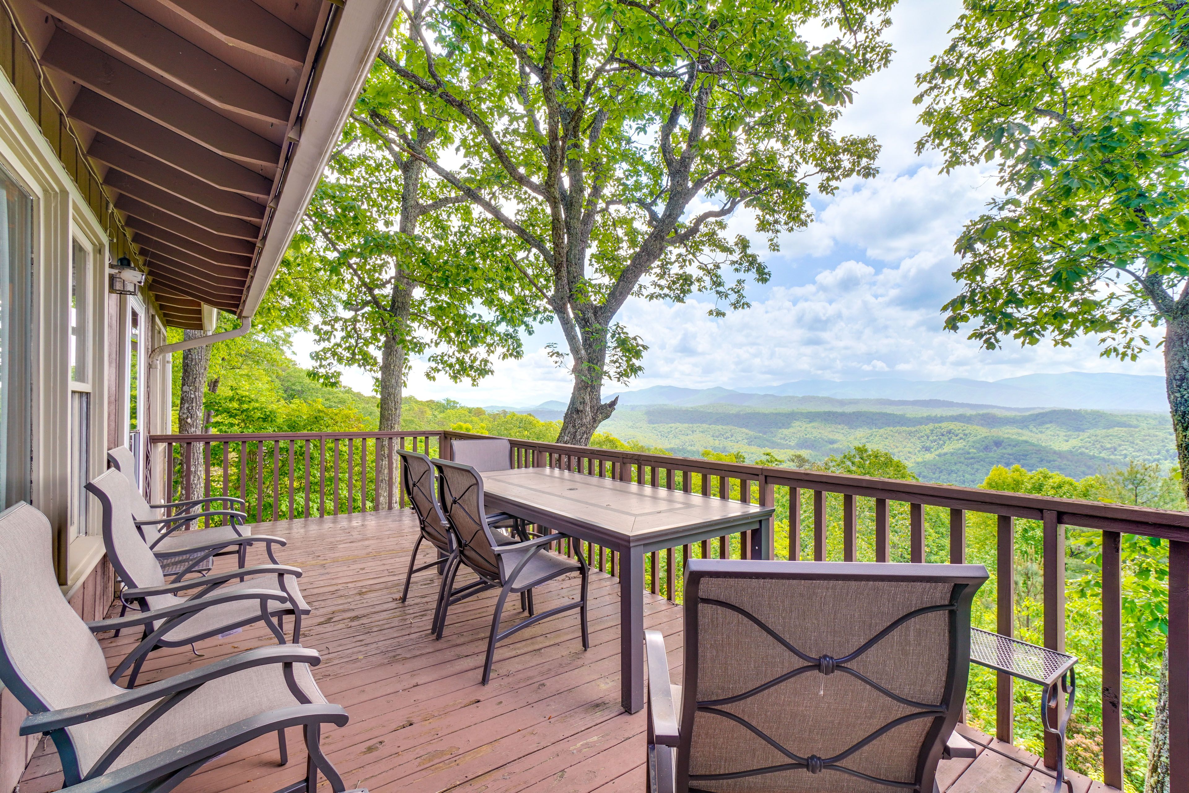 Private Deck | Mountain Views | Outdoor Seating