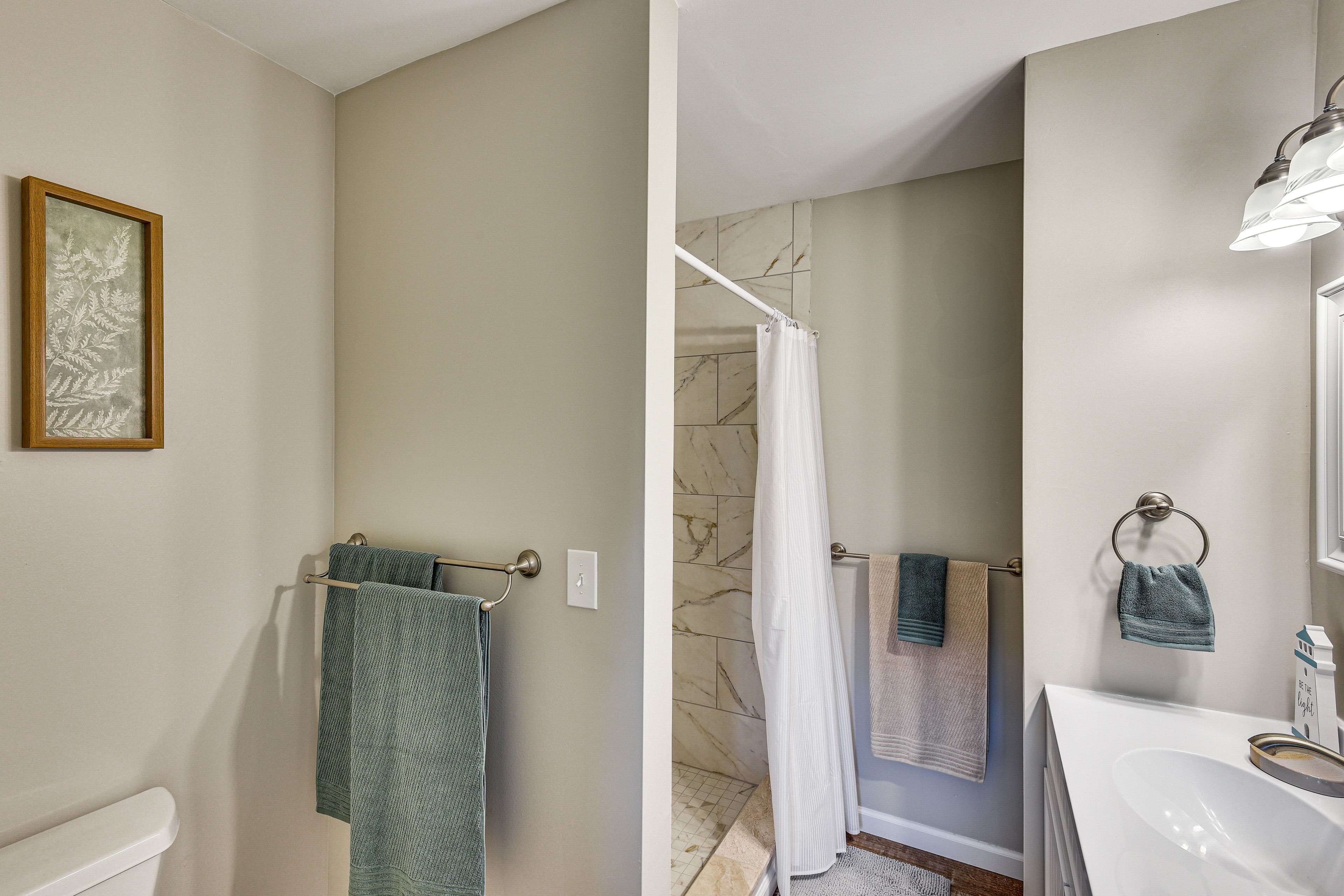 Full Bathroom | Shower