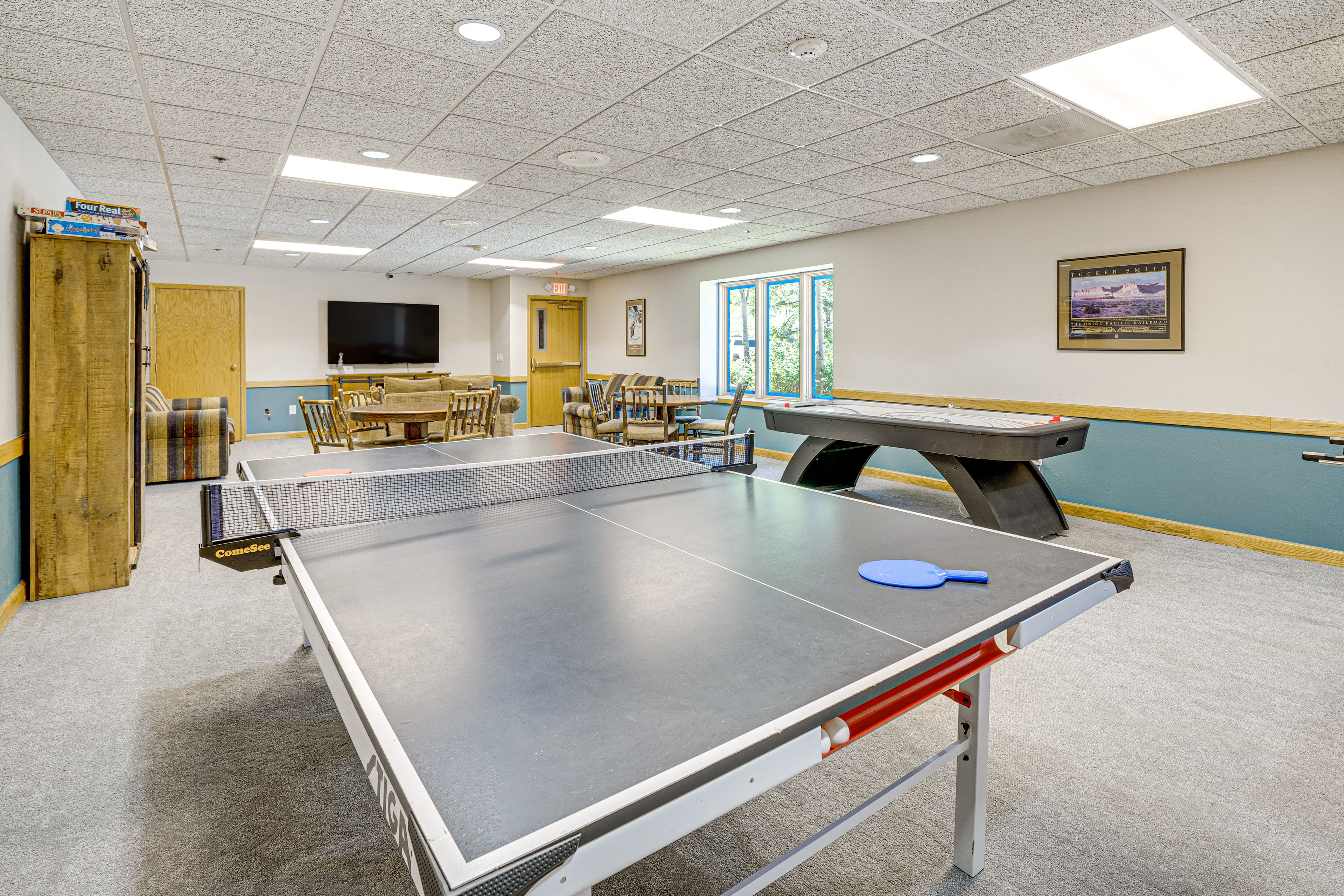 Game Room | Ping-Pong Table | Air Hockey Table