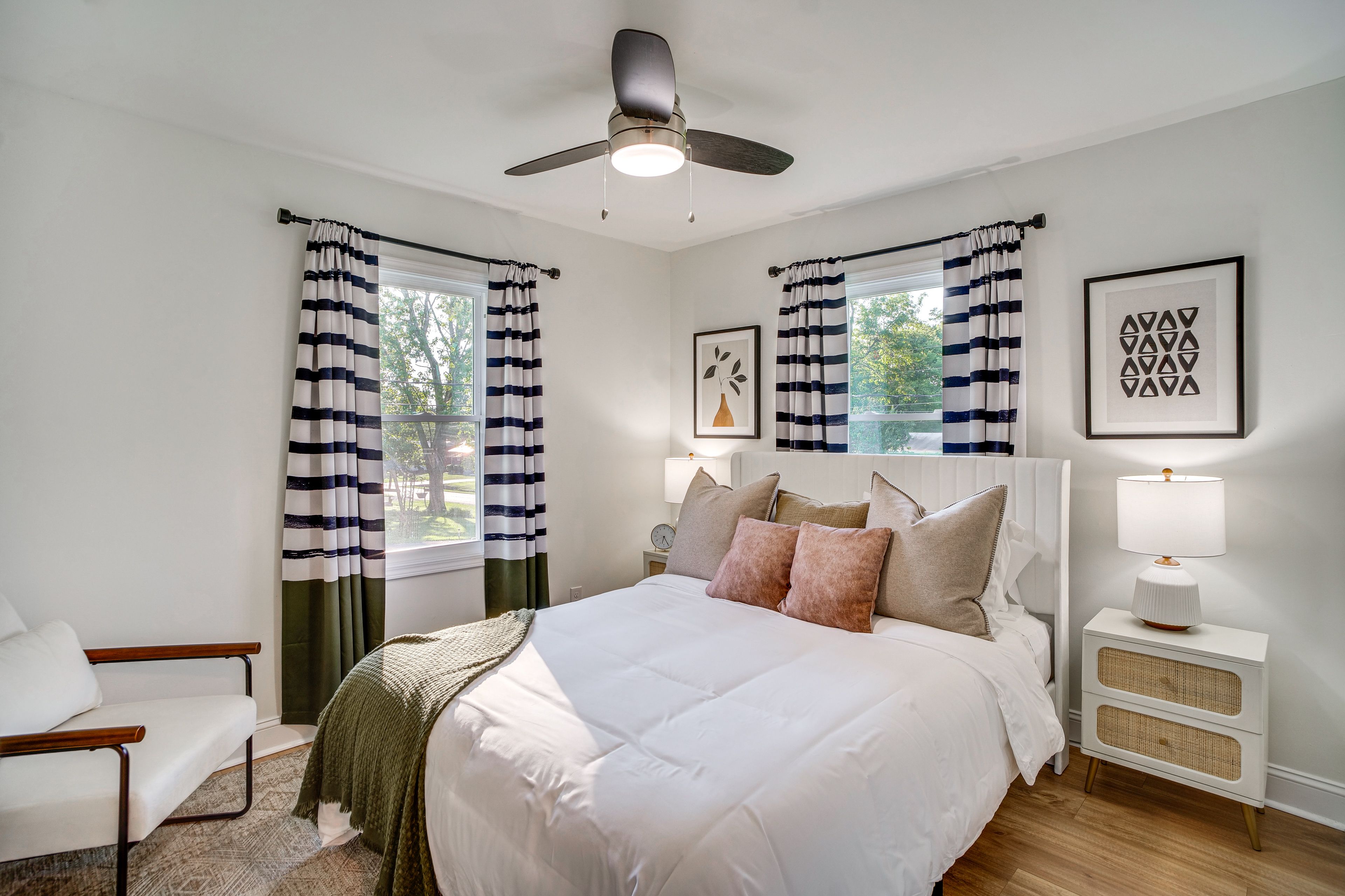 Bedroom 4 | Queen Bed