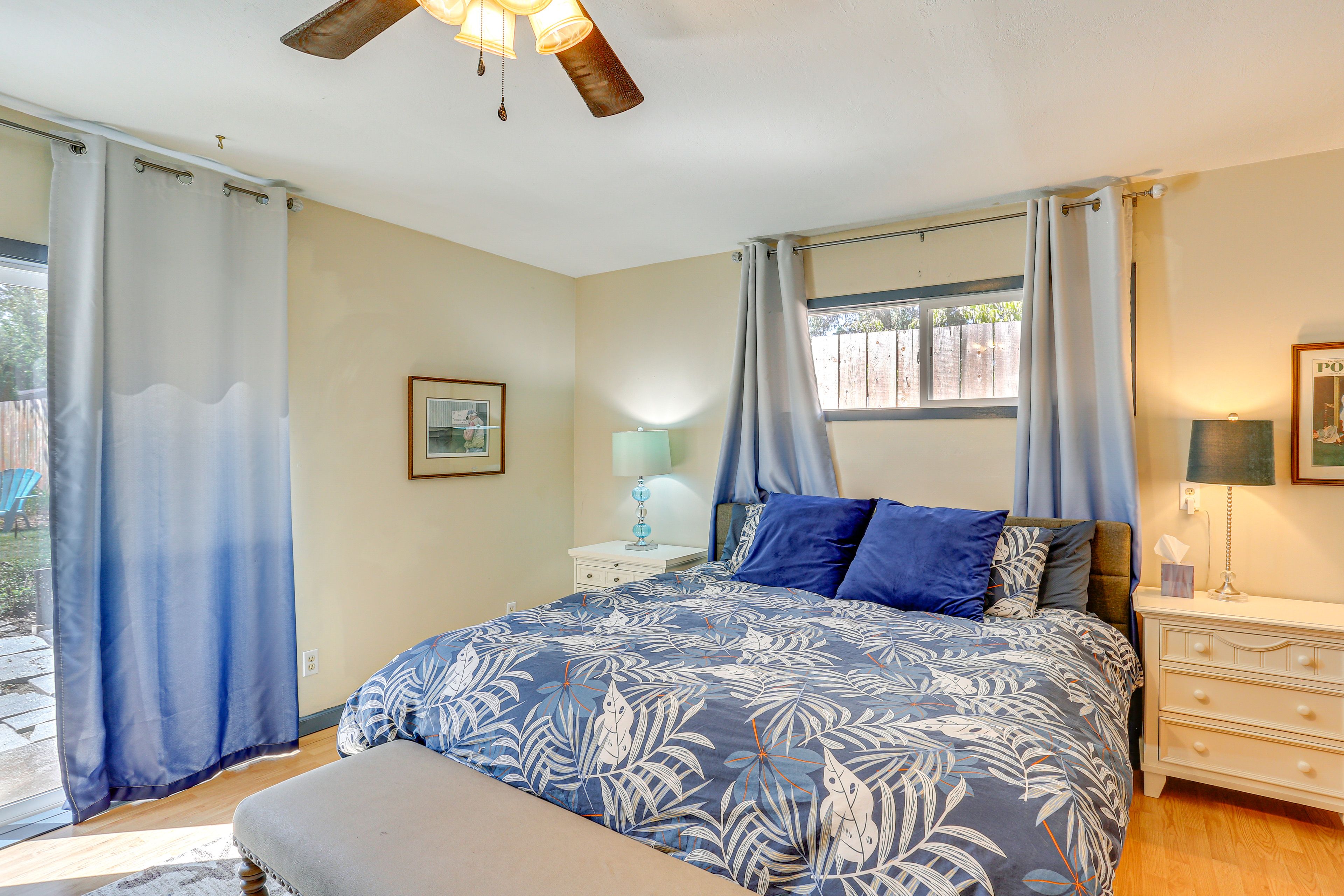 Bedroom 1 | King Bed | En-Suite Bathroom