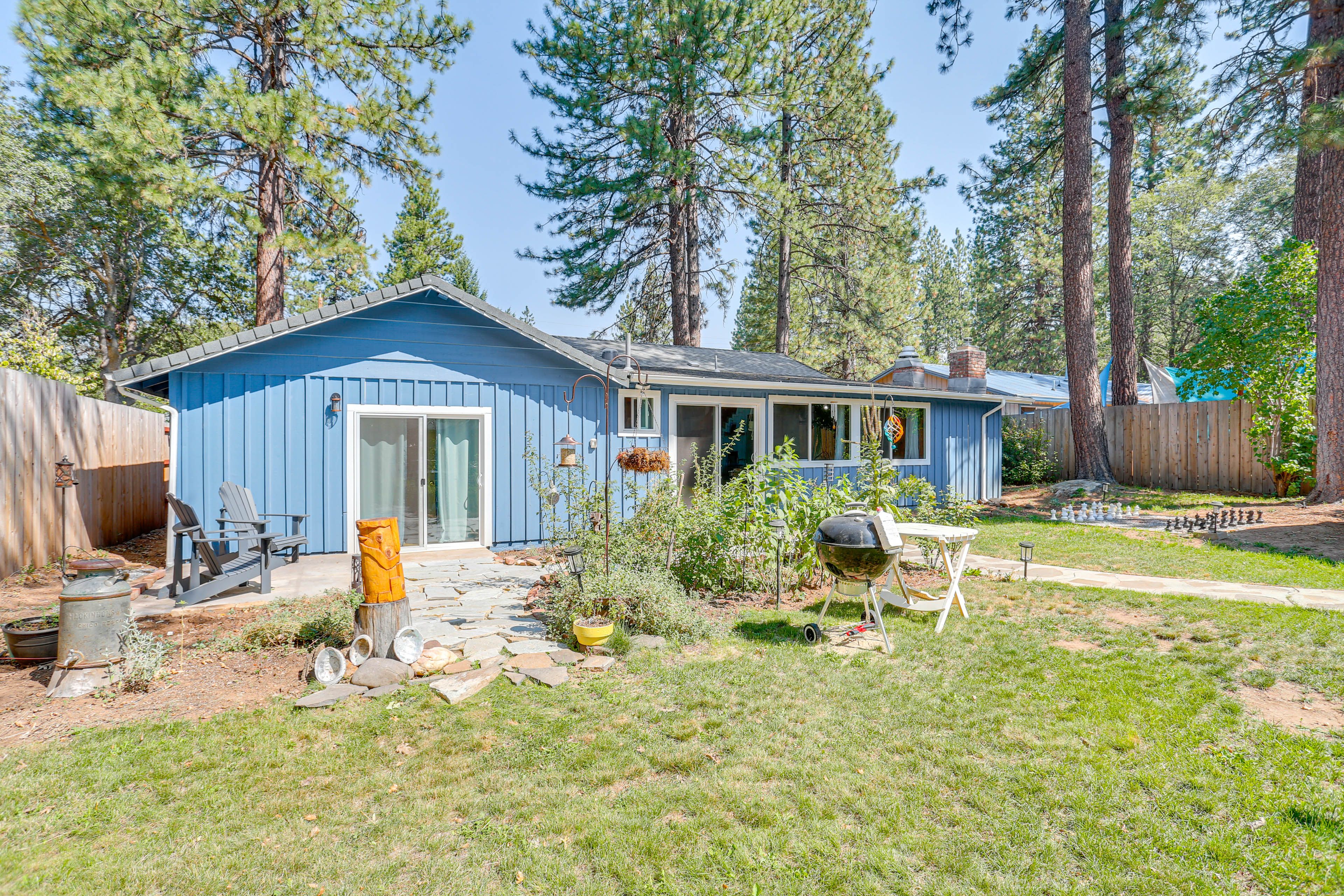 Burney Vacation Rental | 3BR | 2BA | 1,628 Sq Ft | 4 Steps Required