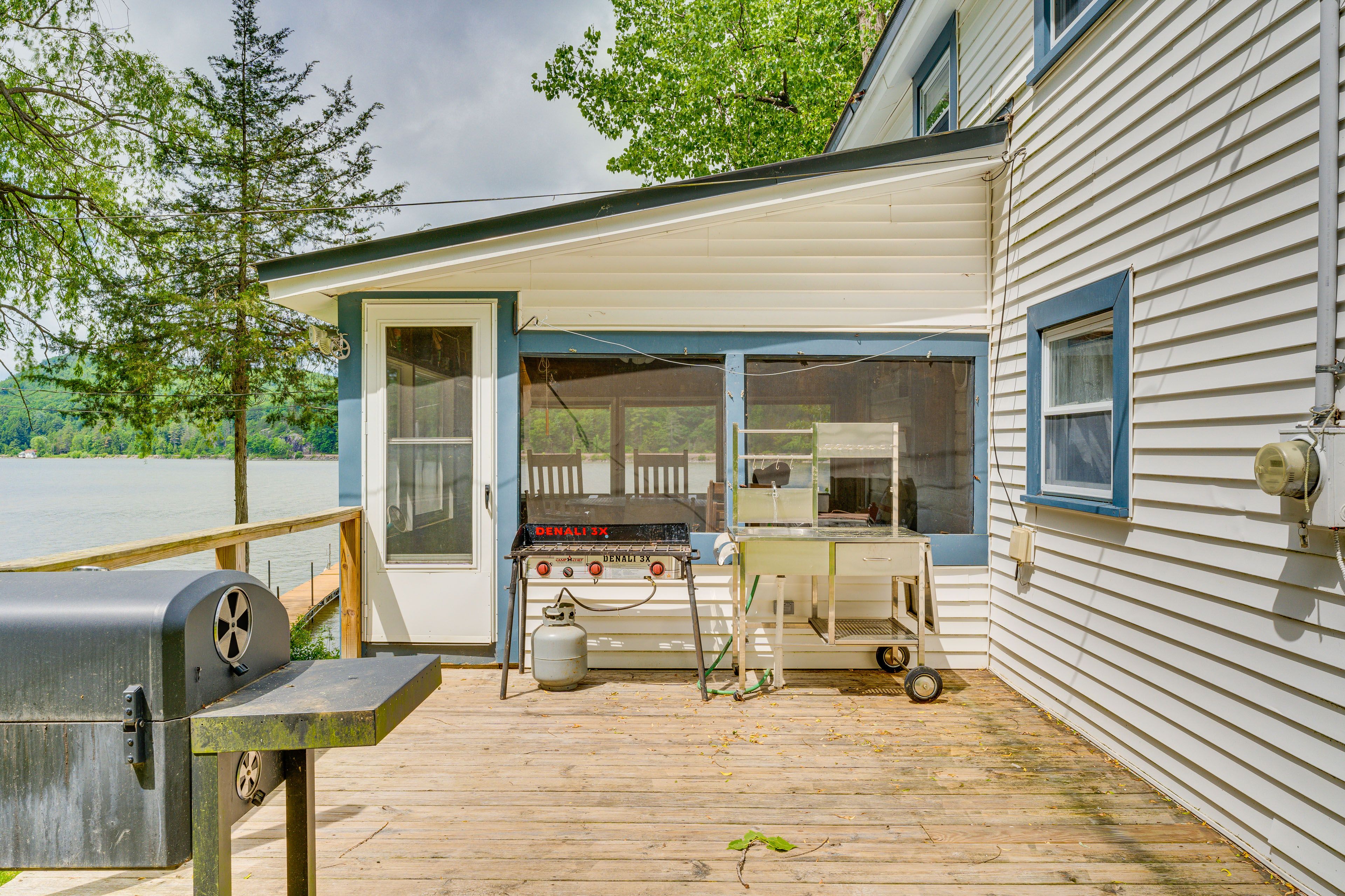 Deck | Gas Grills