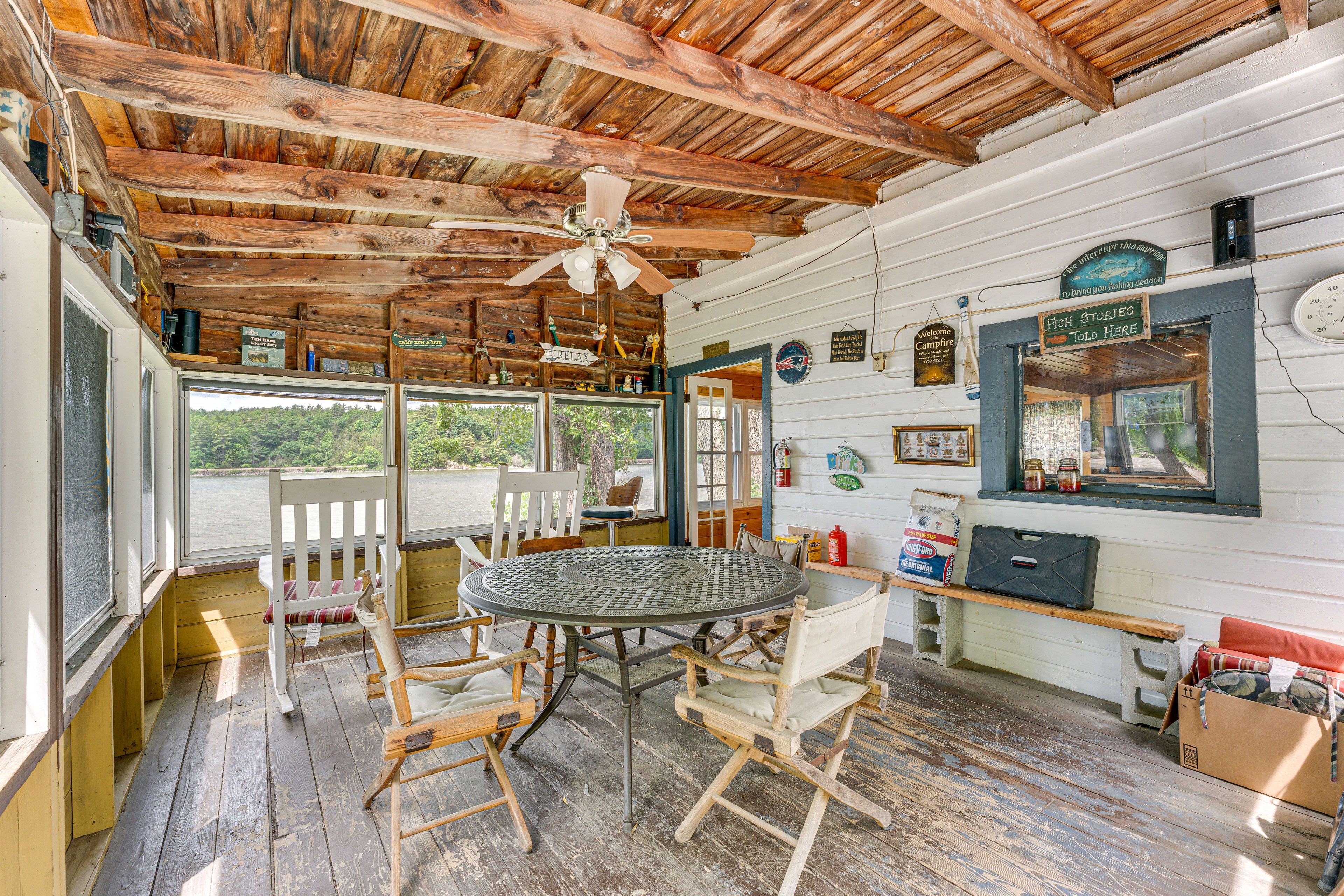 Screened-In Patio | 1st Floor
