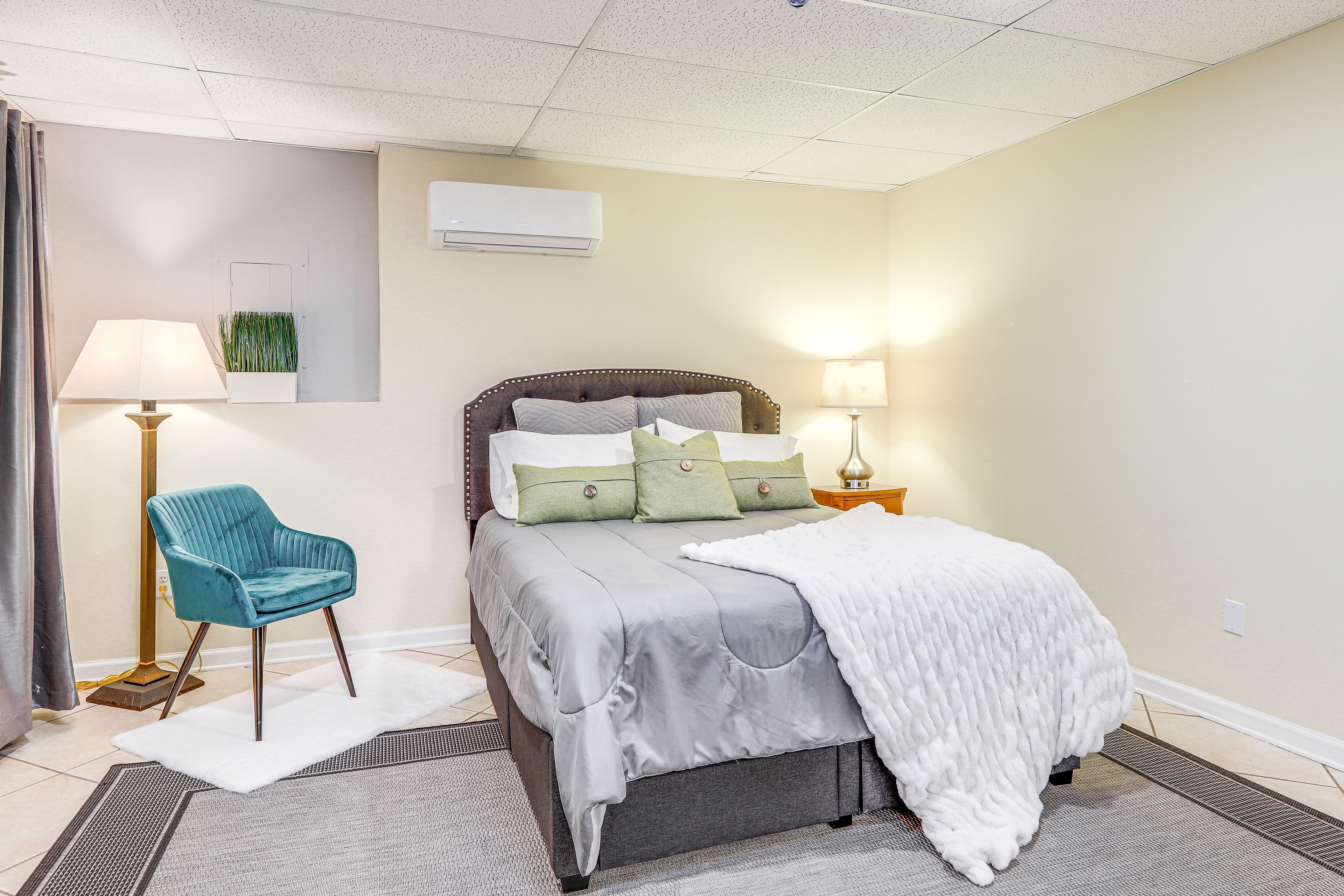 Studio | Sleeping Area | Queen Bed | Linens Provided