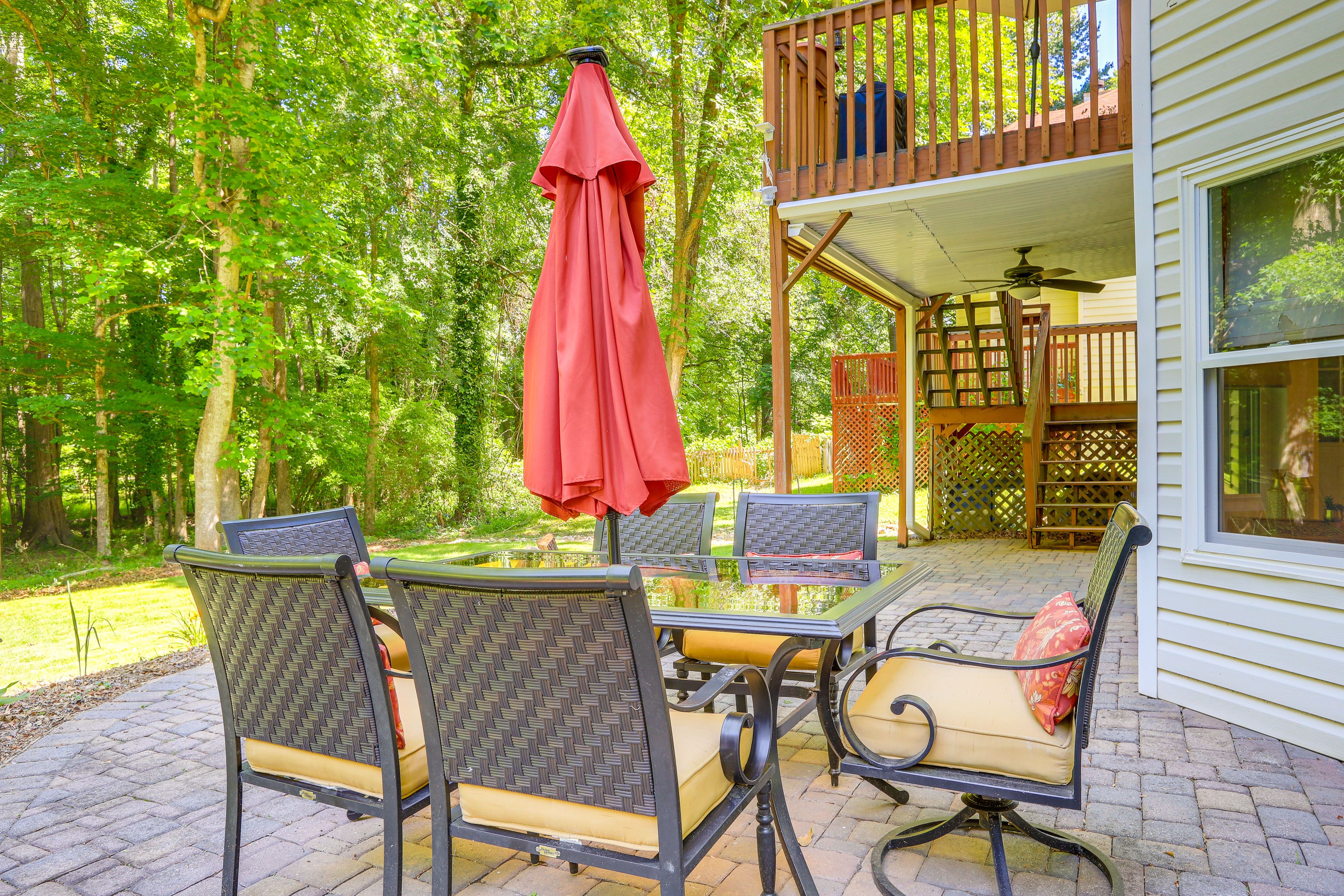 Private Patio | Dining Area