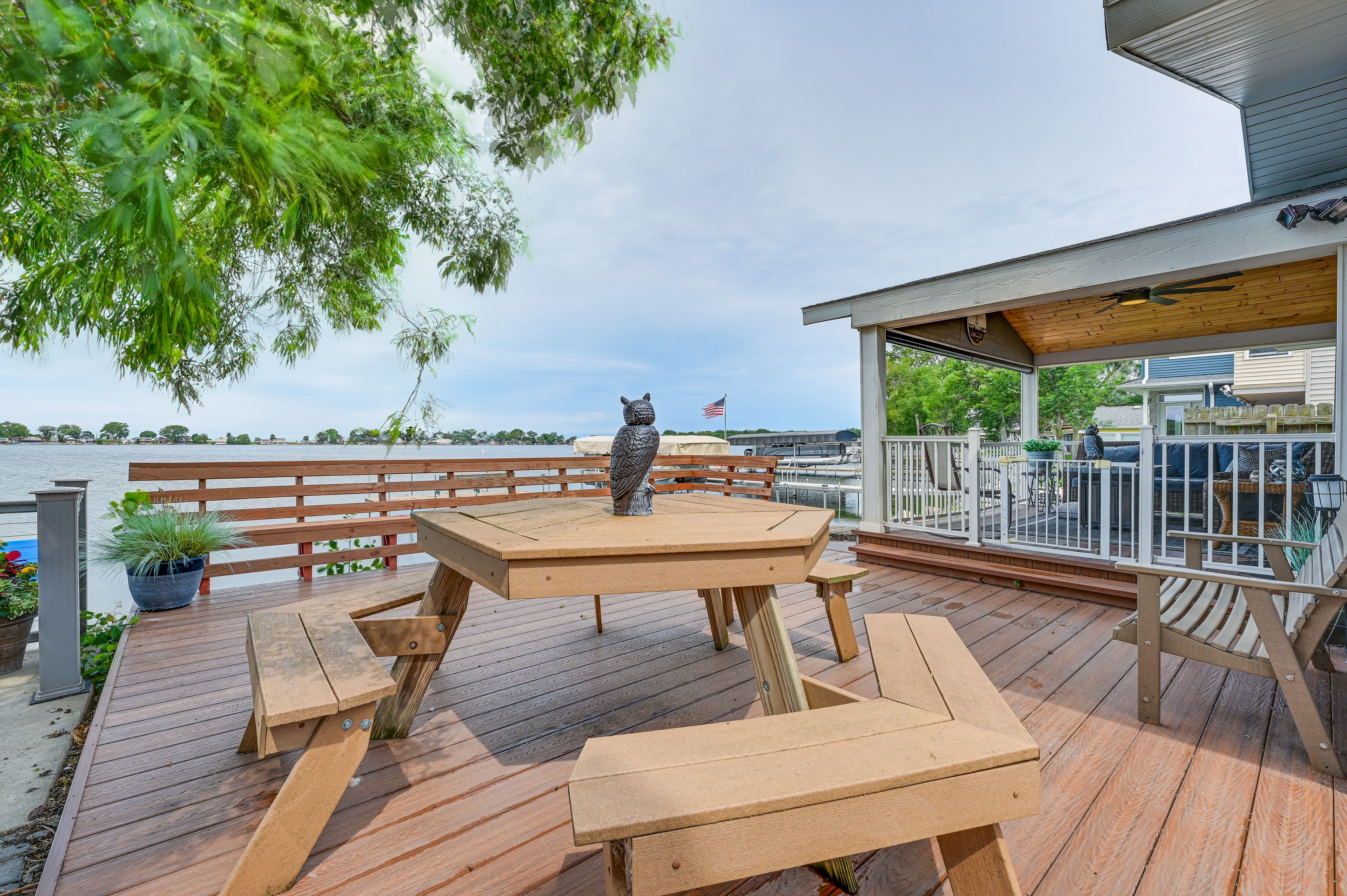 Deck