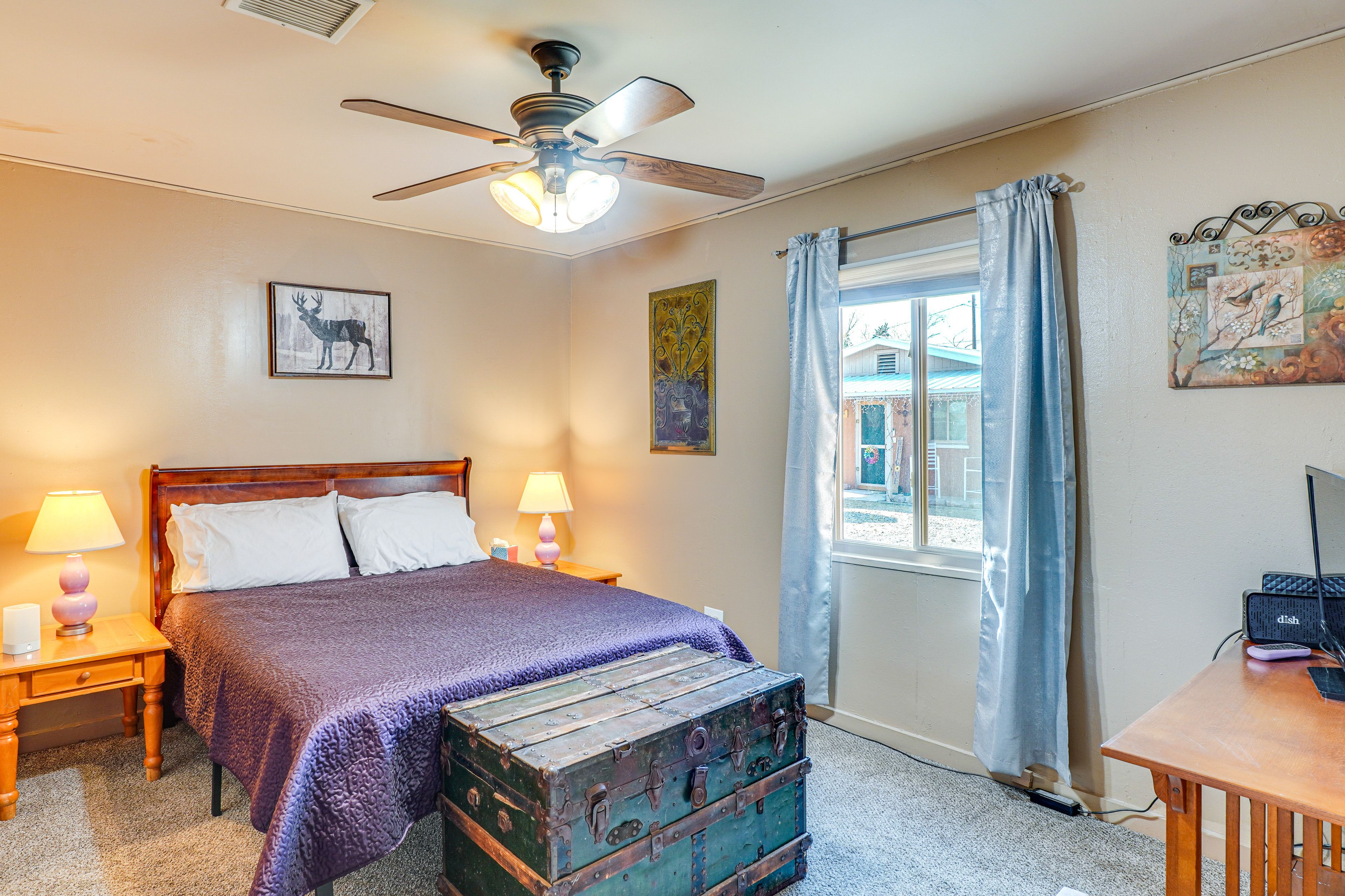 Bedroom 2 | Full Bed | Ceiling Fans