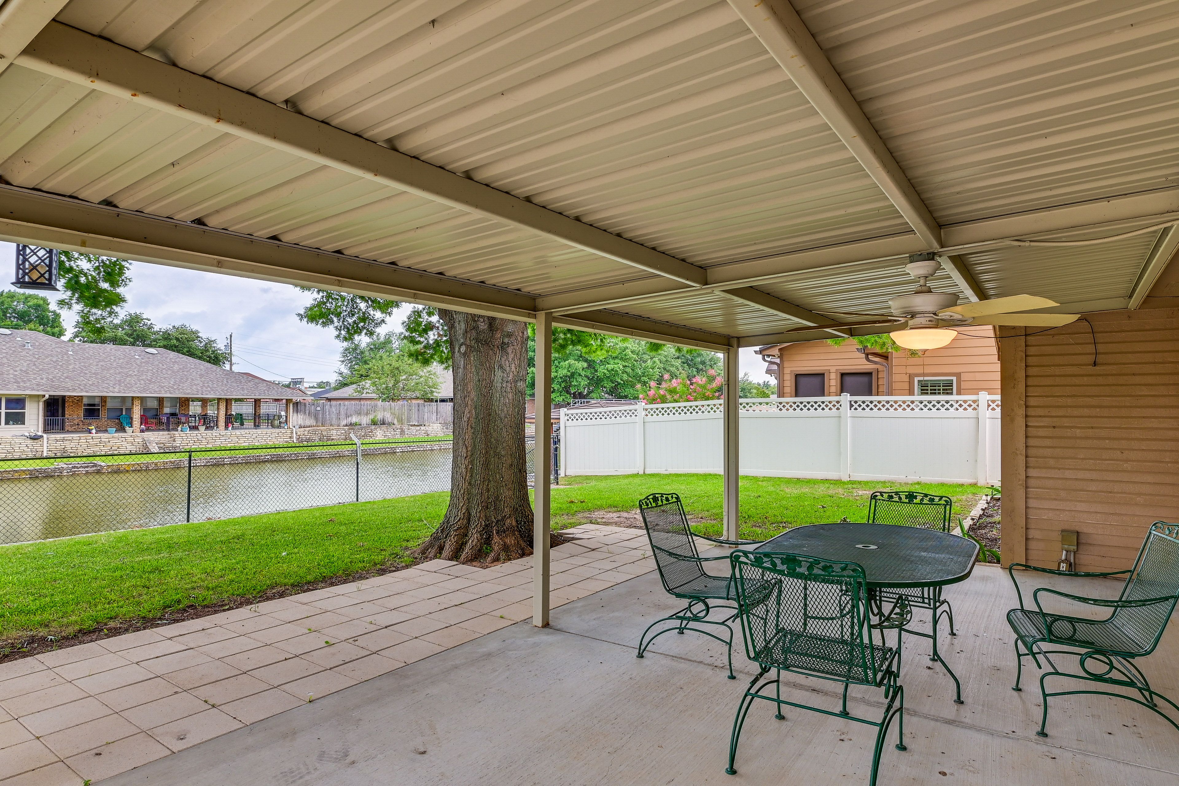 House Exterior | Covered Patio | Dining Area