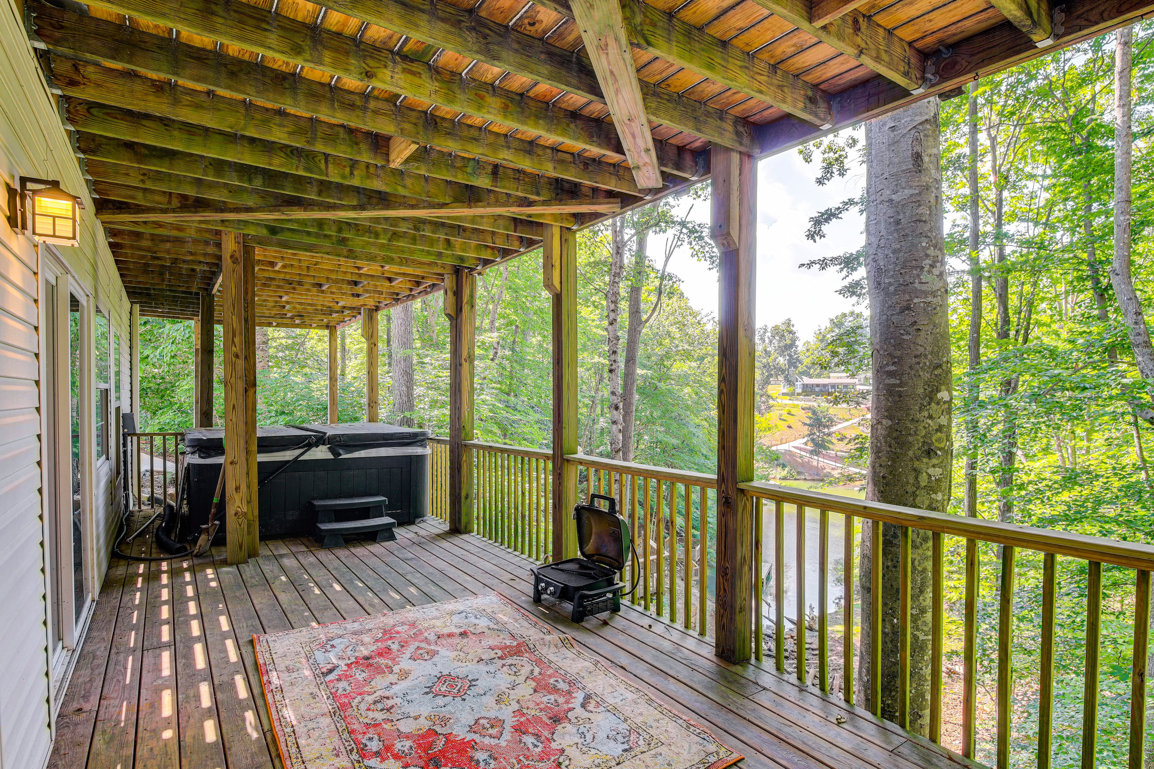 Lower Deck | Private Hot Tub