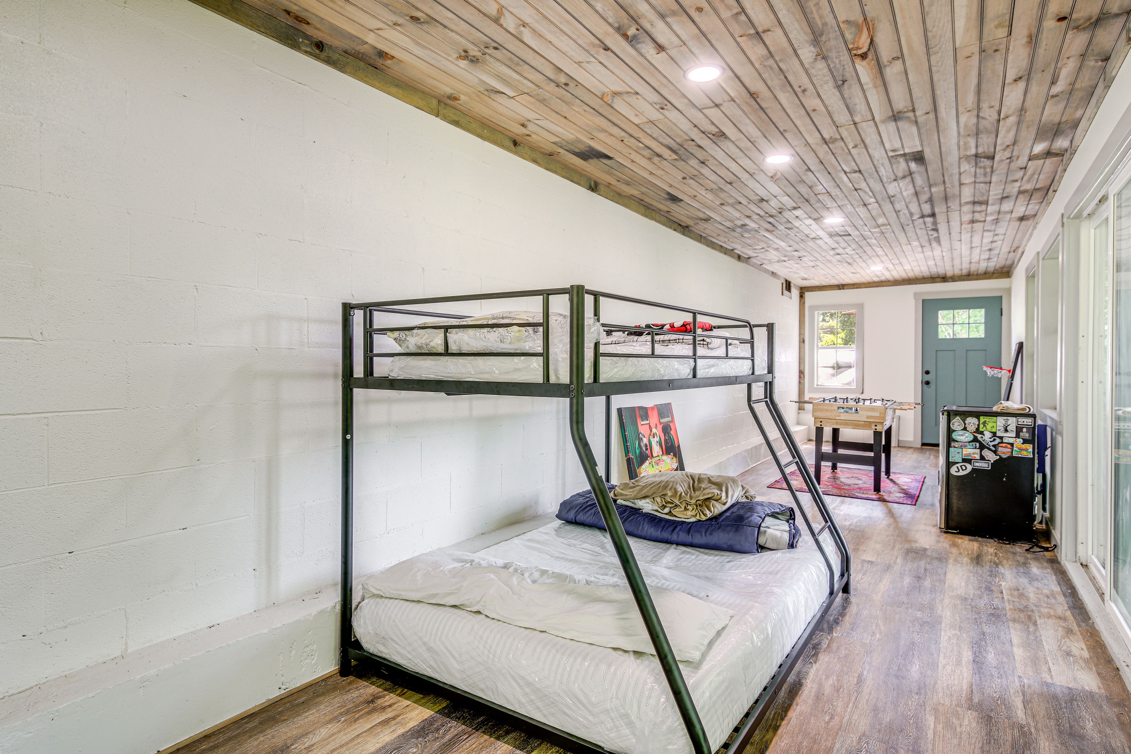 Bonus Room | Twin/Queen Bunk Bed | Basement Floor | Stairs Required