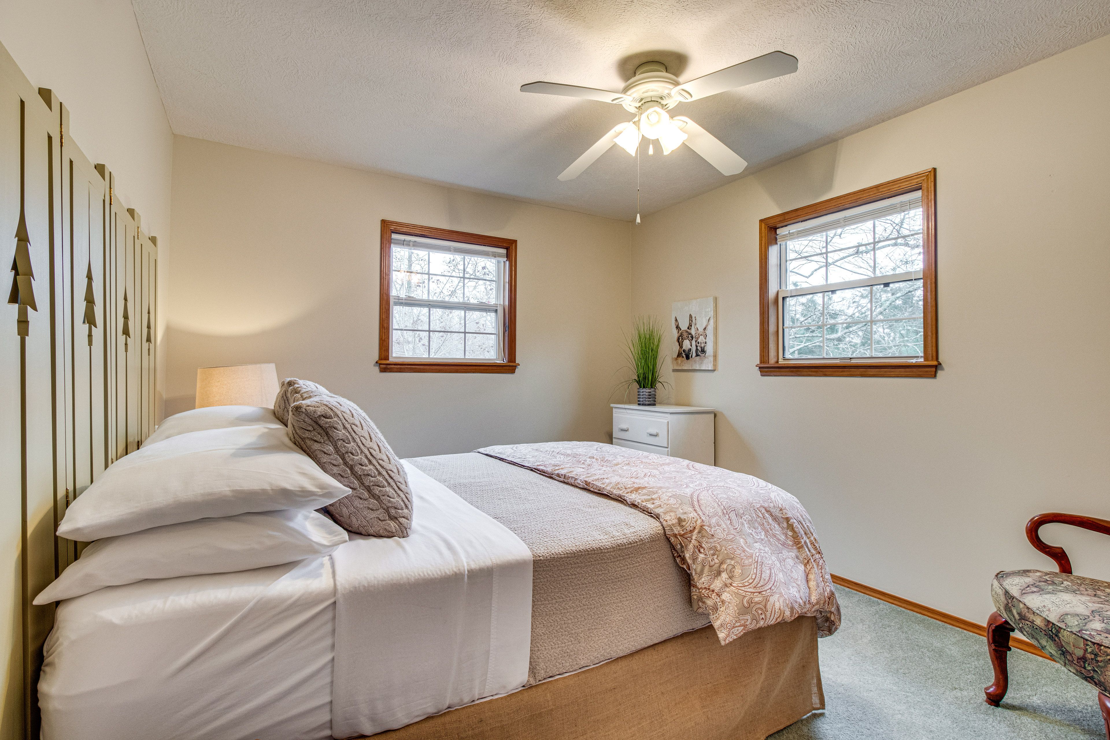 Bedroom 2 | Queen Bed