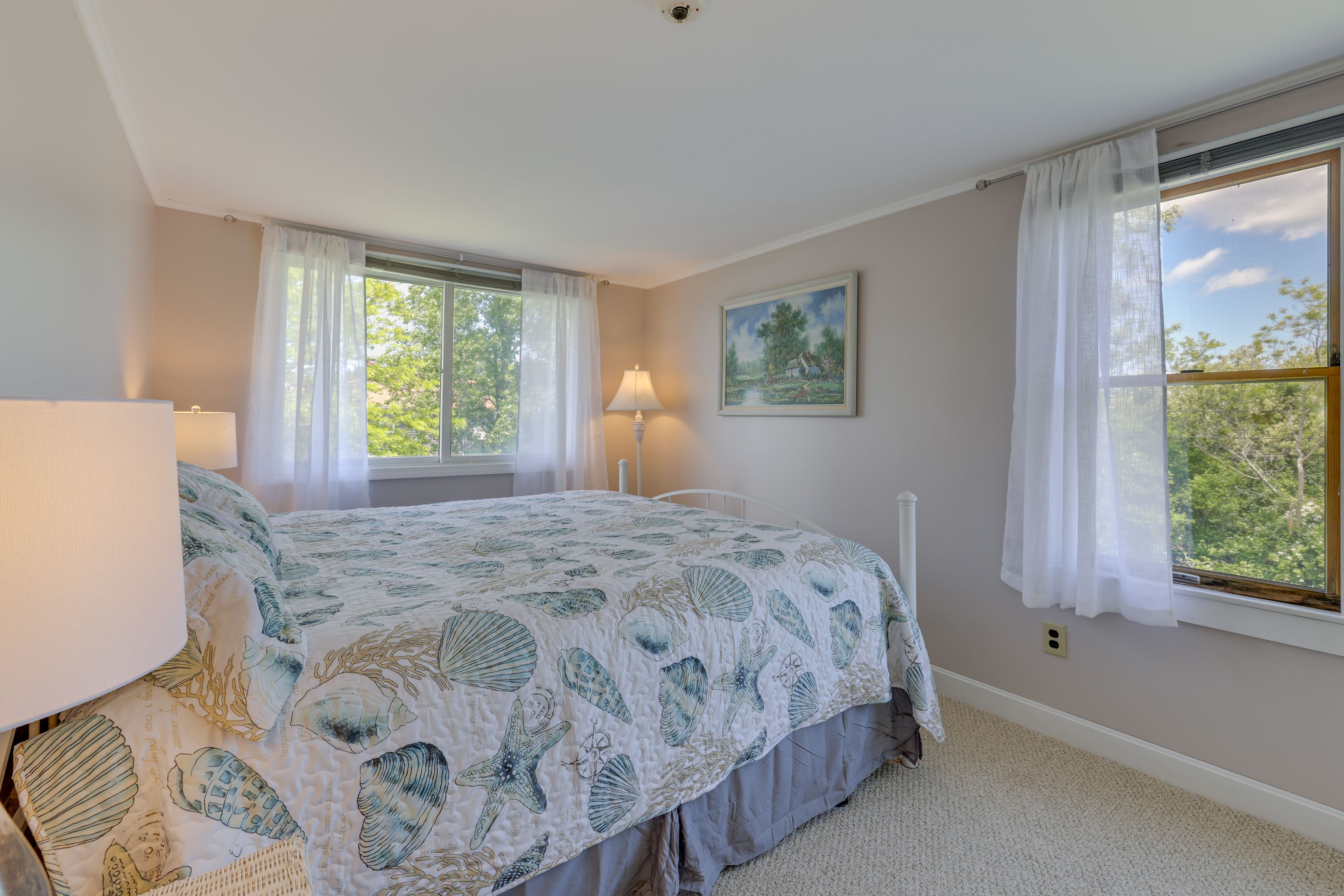 Bedroom 2 | 2nd Floor | King Bed