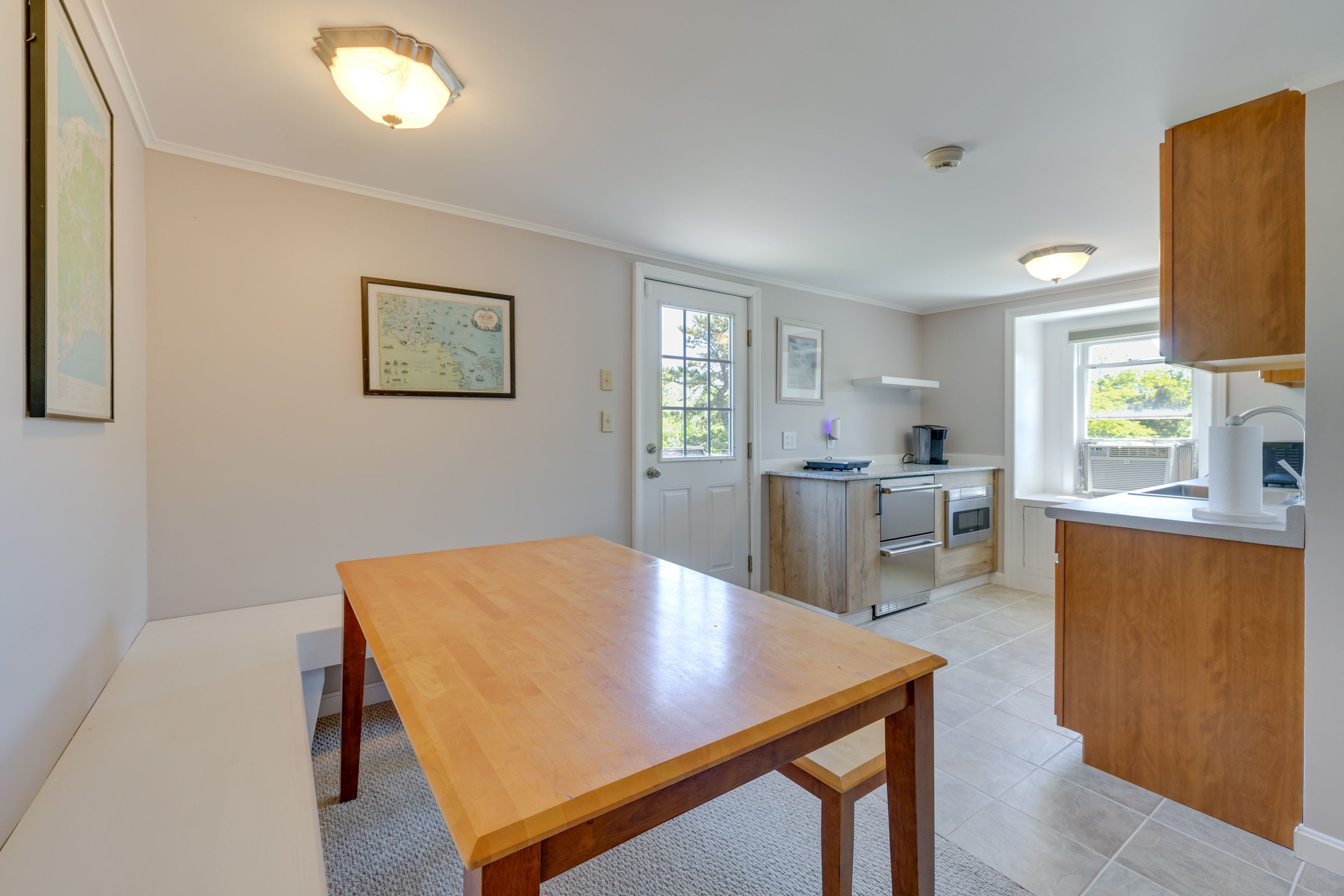 Kitchenette | 2nd Floor | Keurig Coffee Maker | Toaster Oven | Breakfast Nook