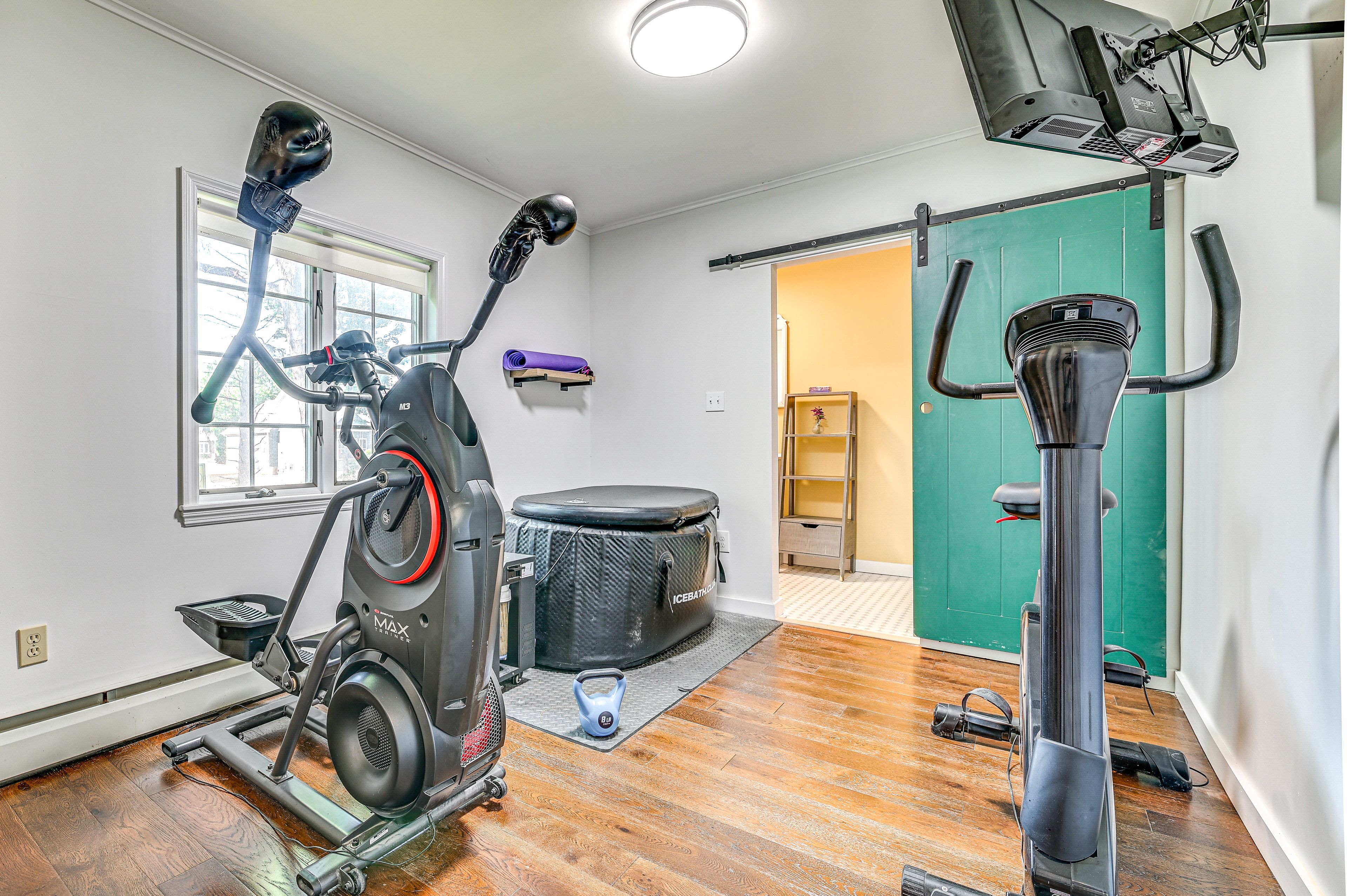 Workout Room | Elliptical Machine | Sauna | Ice Bath | 1st Floor
