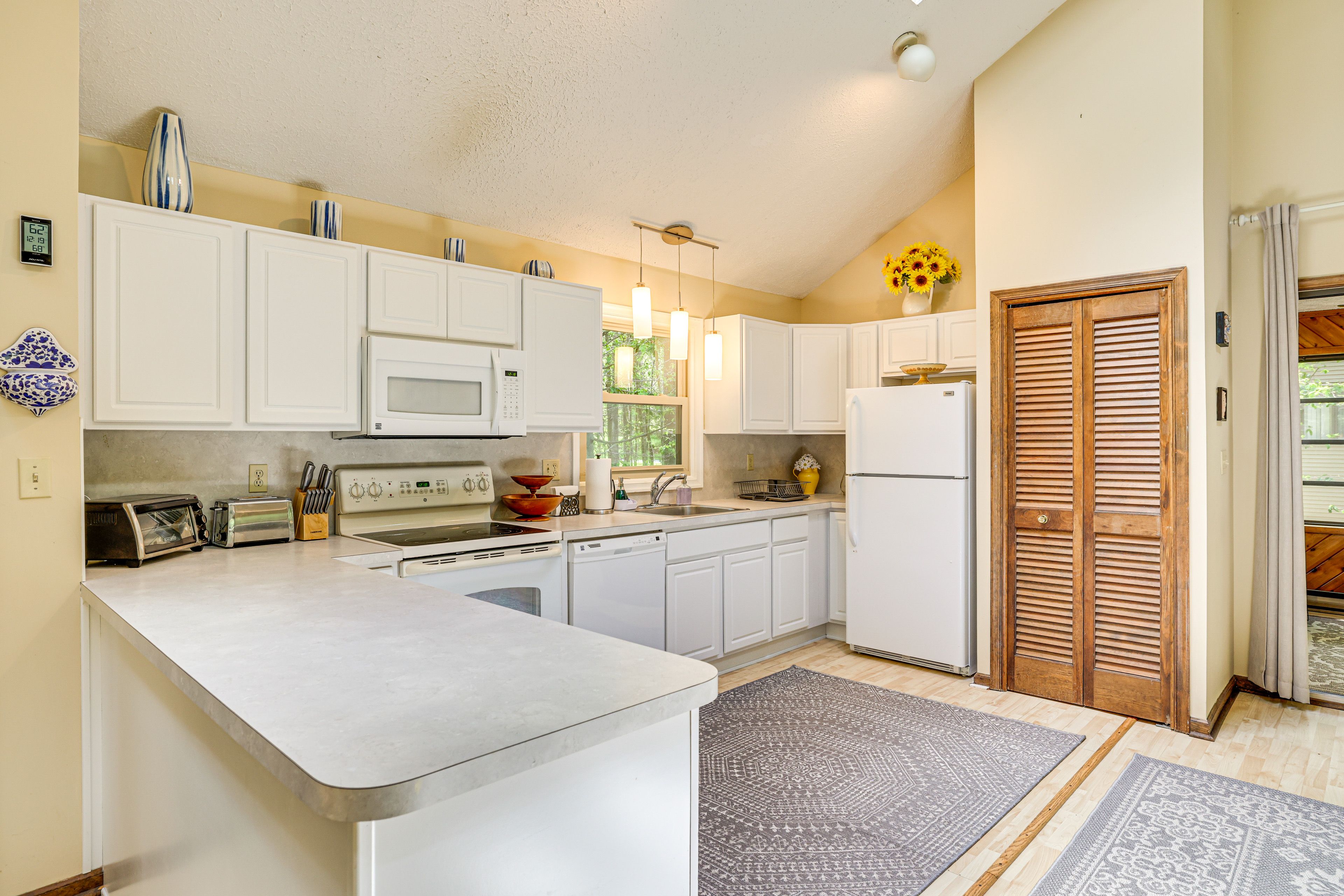 Kitchen | Cooking Basics | Drip Coffee Maker | Toaster Oven