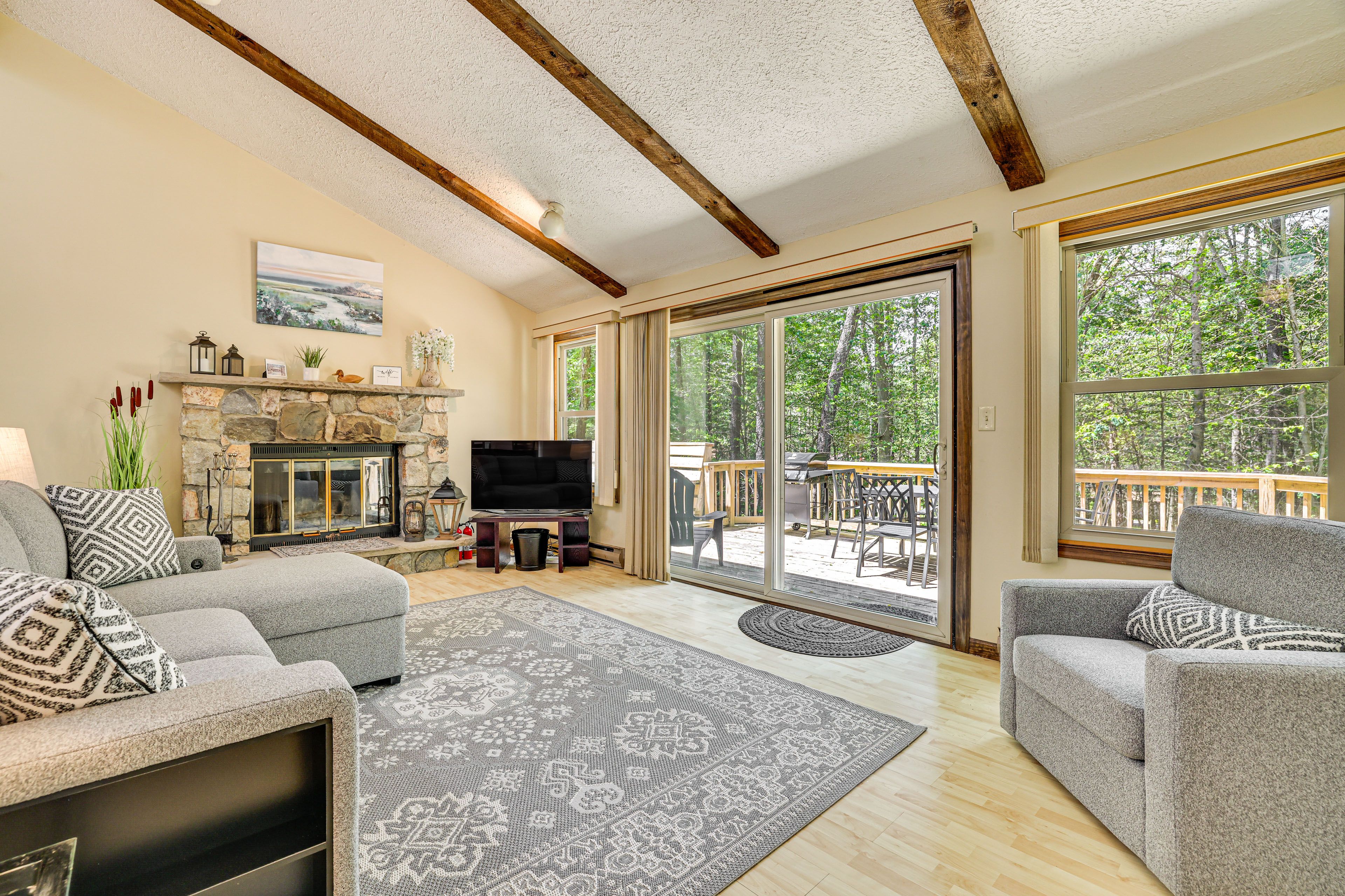 Living Room | Full Sleeper Sofa | Single-Story Home | 2 Interior Steps