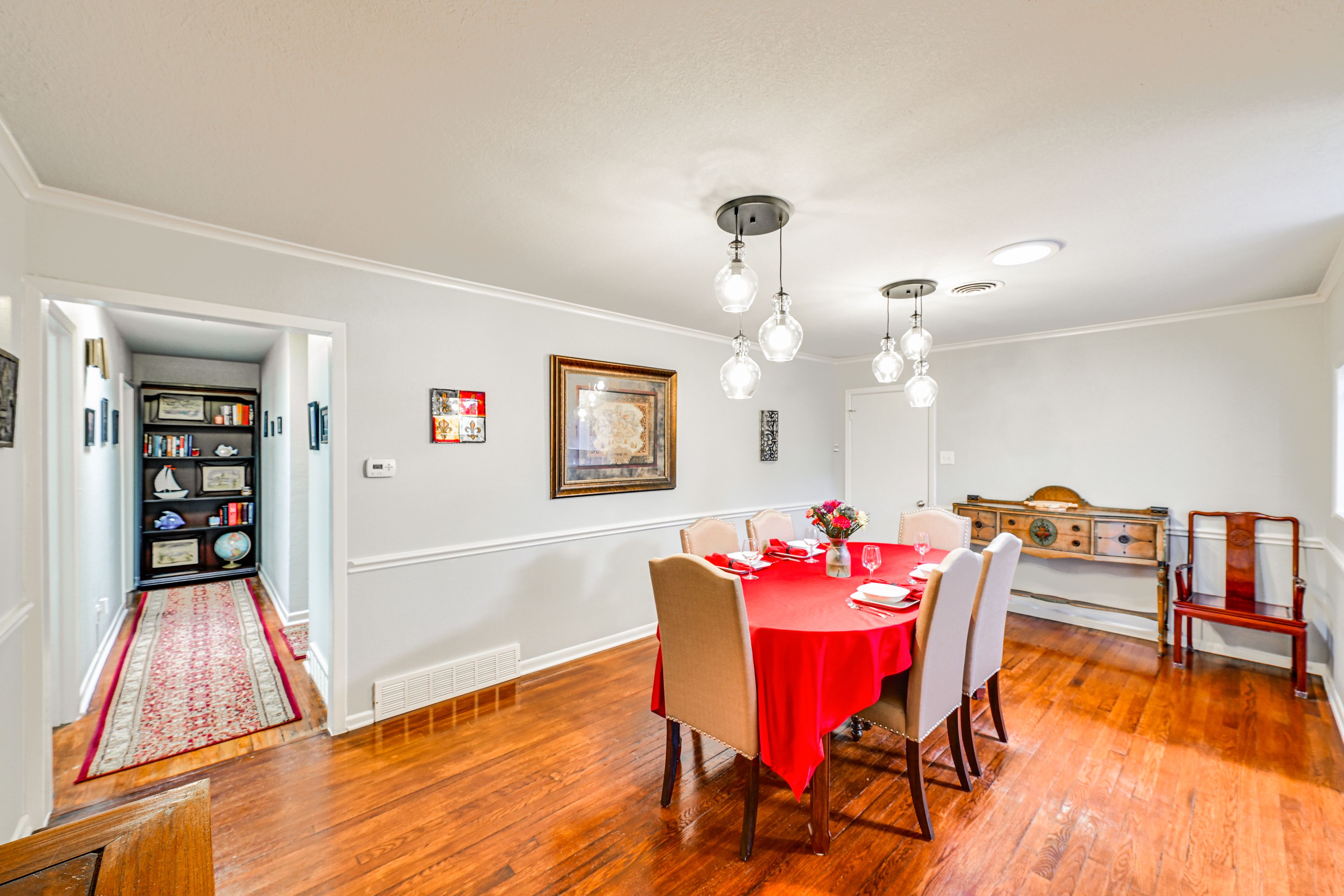 Dining Room | Dishware/Flatware Provided