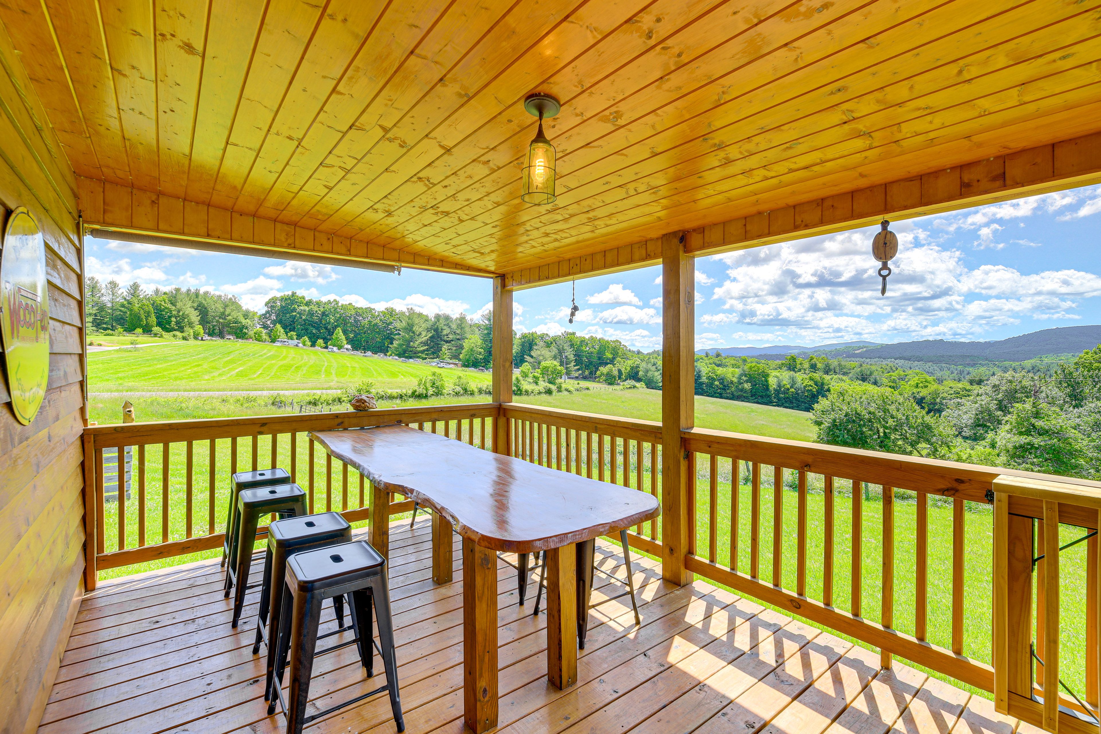 Covered Deck | Fire Pit | Kayaks Provided | Pond On-Site
