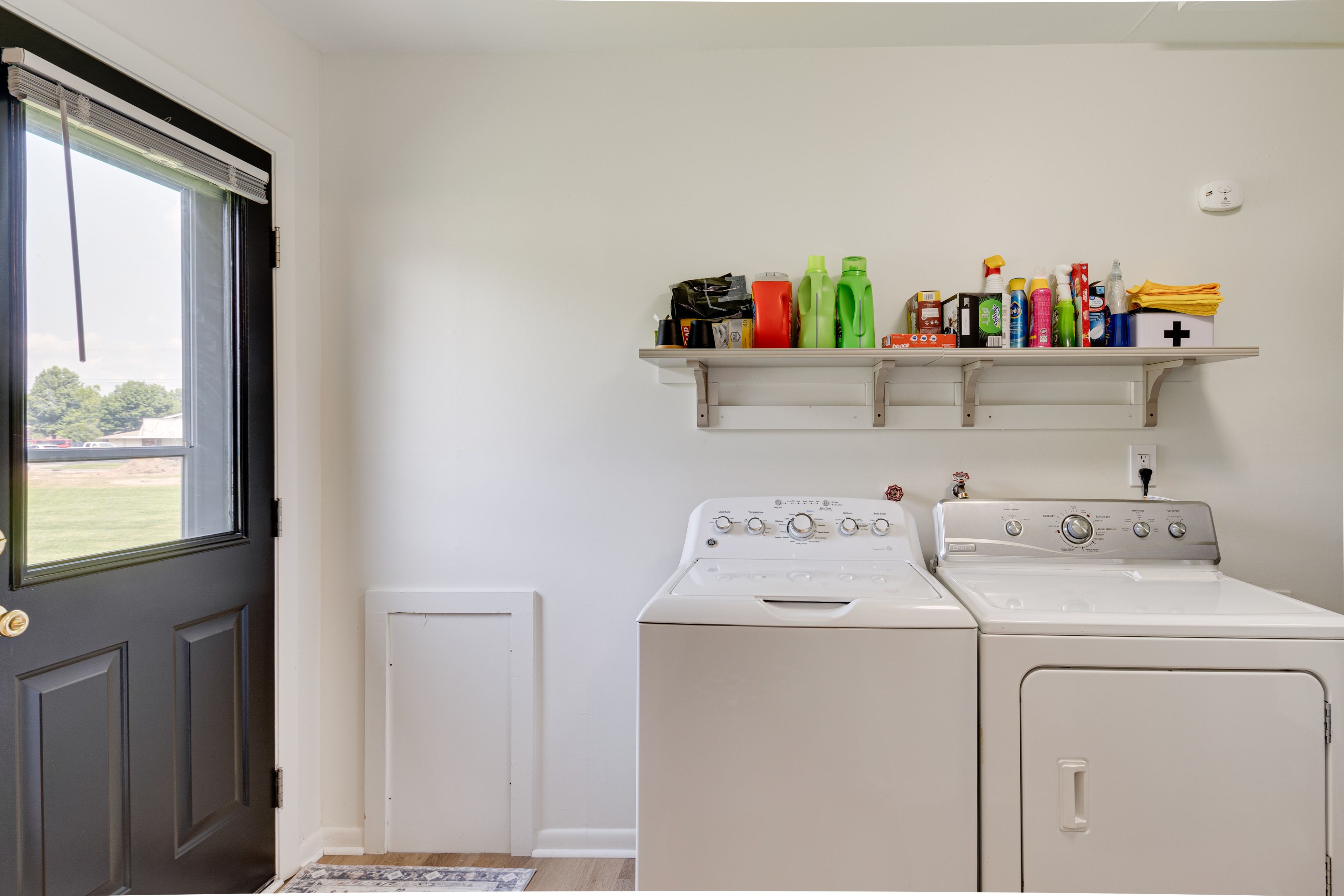 Laundry Area | Washer/Dryer