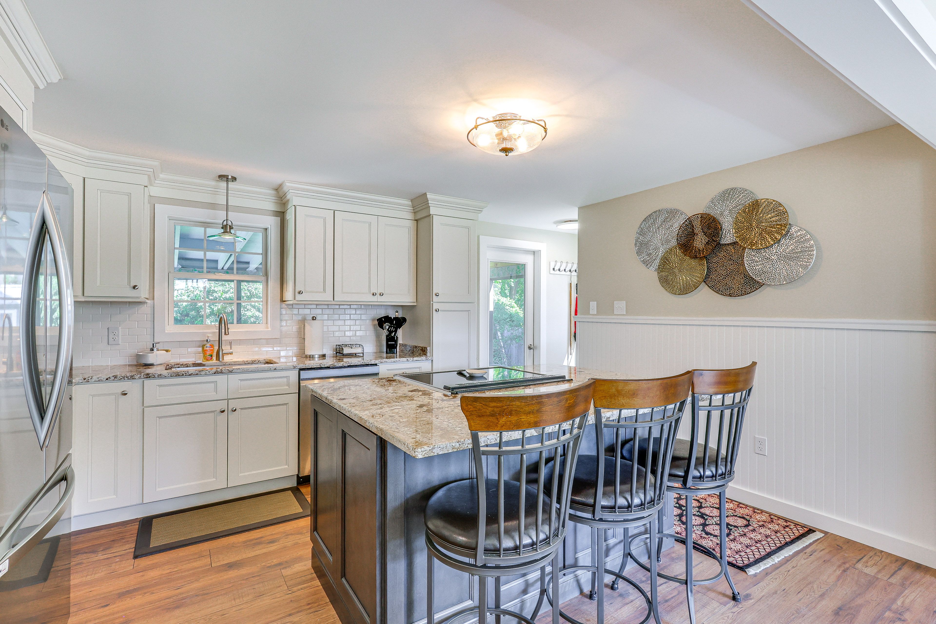 Kitchen | Keurig Coffee Maker & French Press