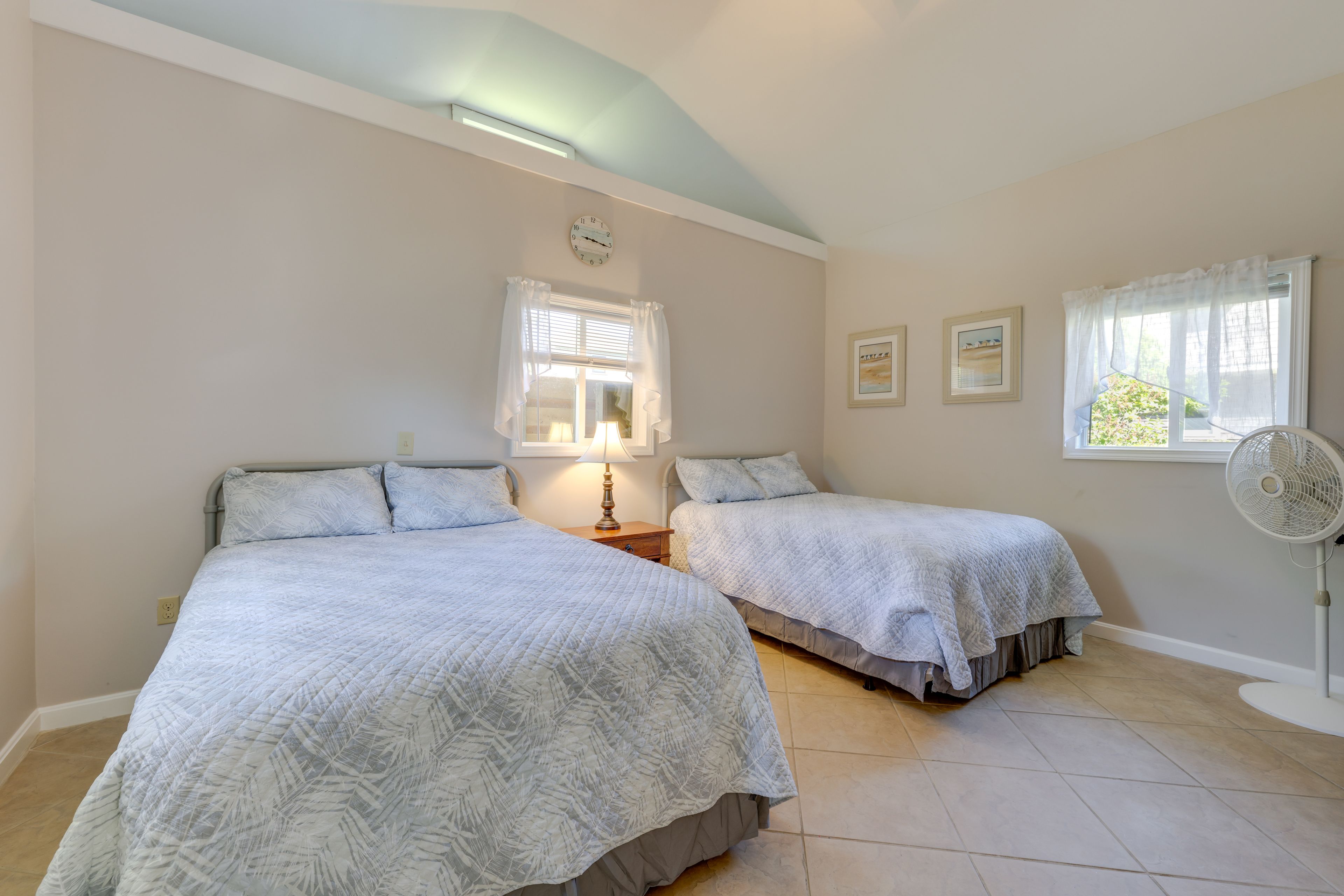 Bedroom 1 | 2 Full Beds