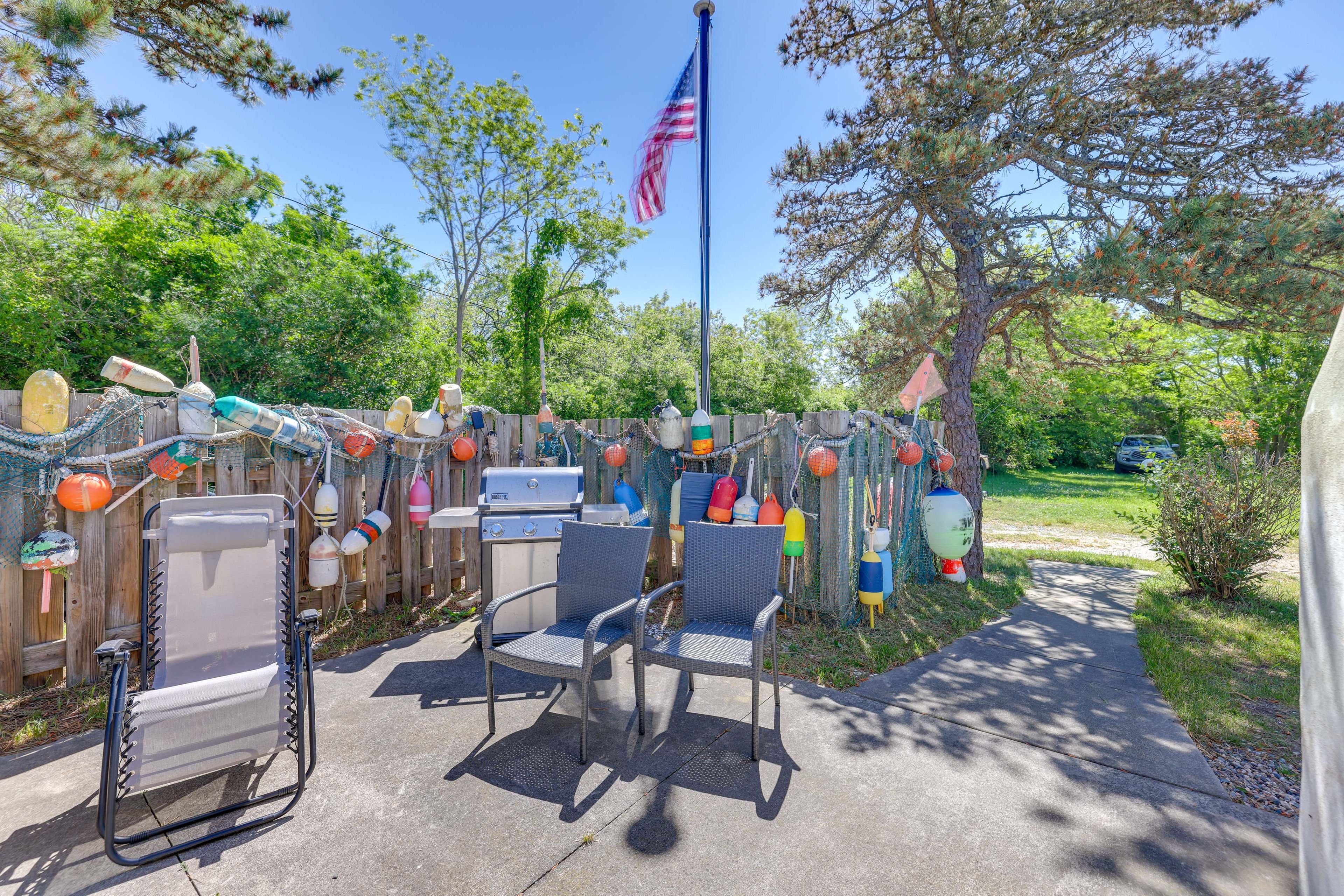 Furnished Patio