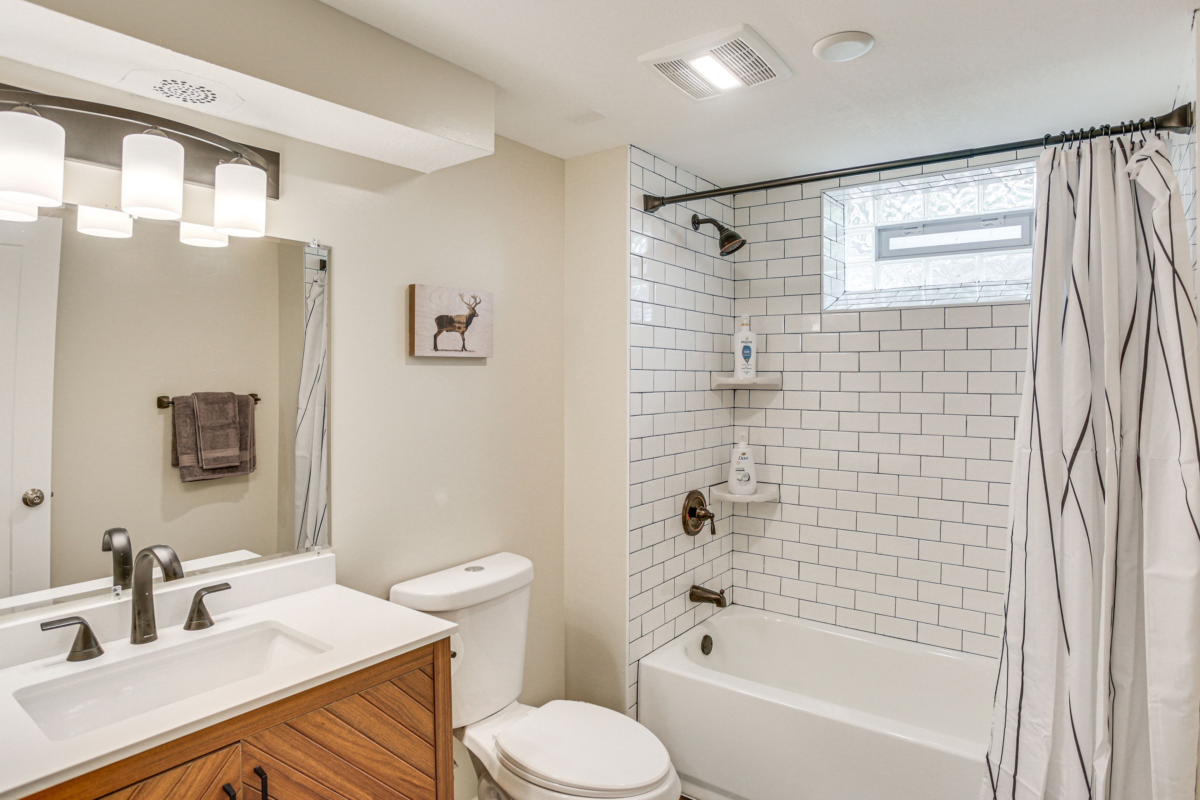 Full Bathroom | Basement | Shower/Tub Combo | Hair Dryer