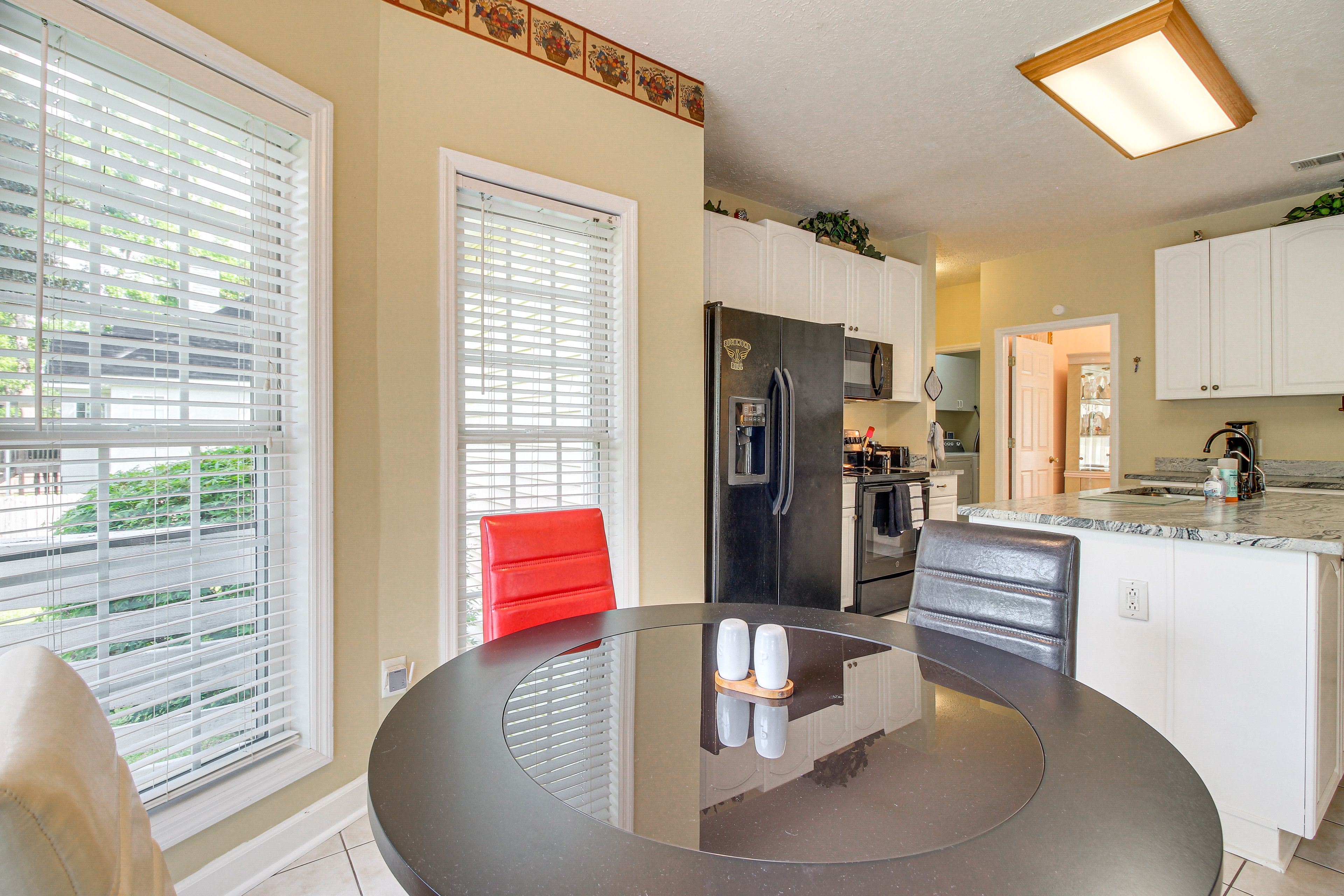 Dining Area | 1st Floor