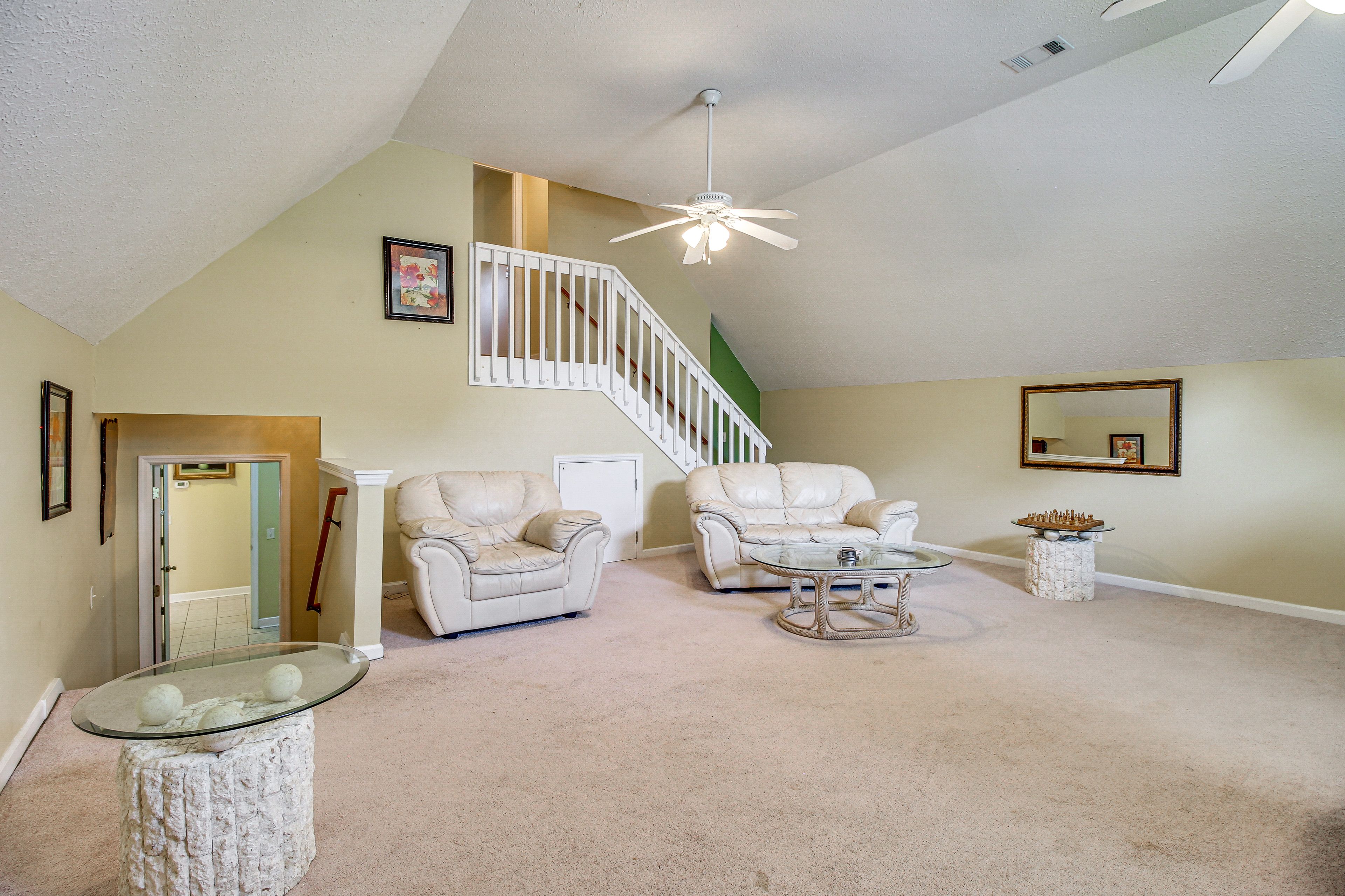 Living Room | Dedicated Workspace | 2nd Floor