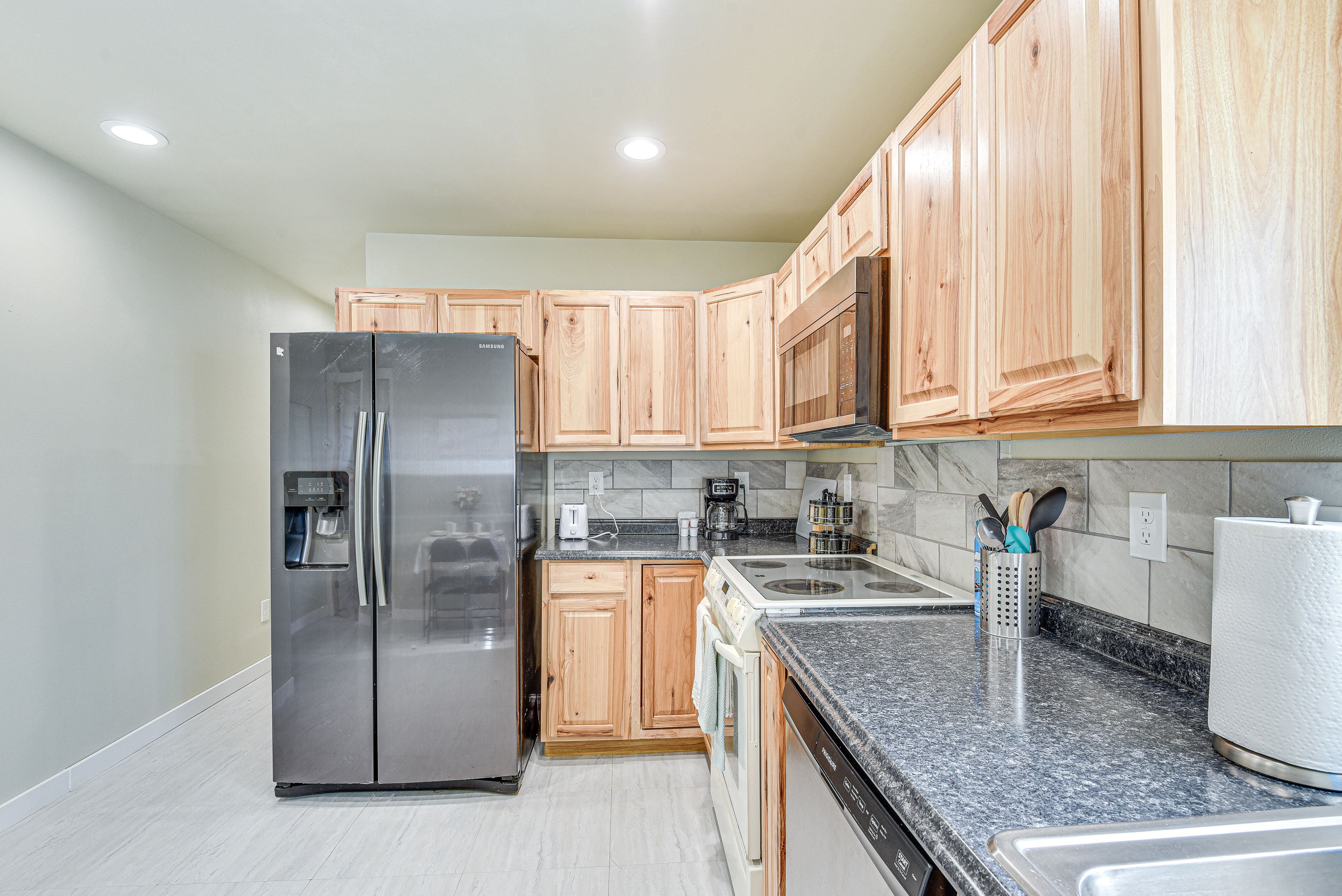 Kitchen | Cooking Basics | Complimentary Spices | 2nd Floor