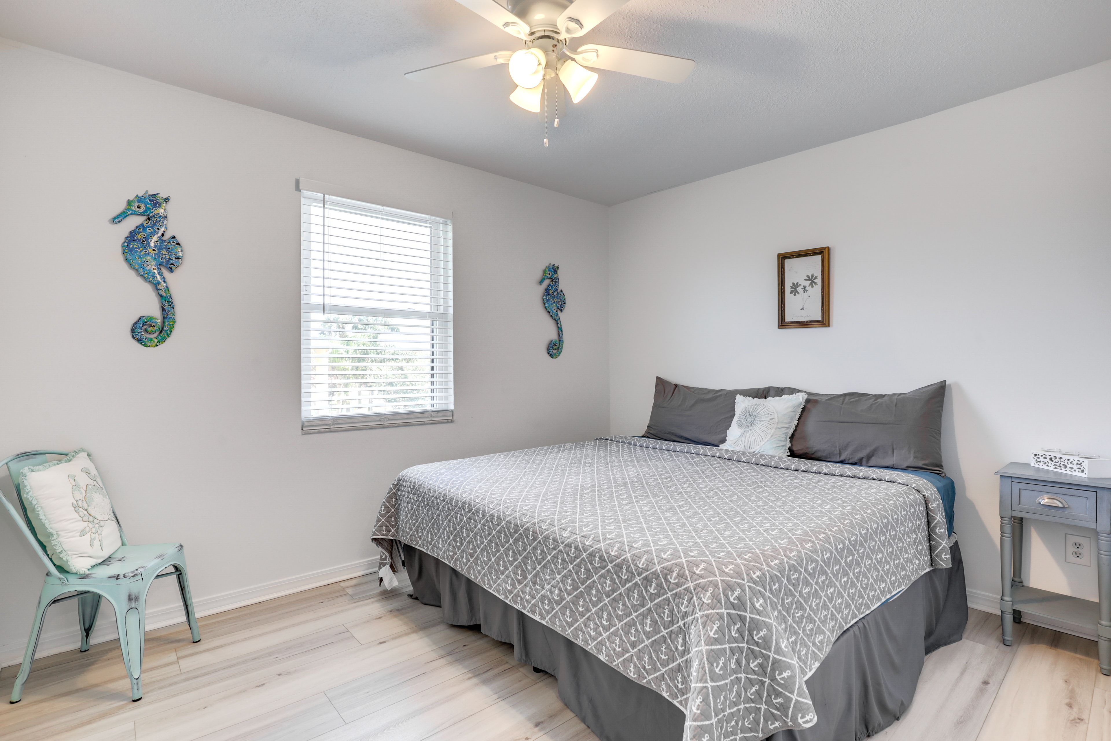 Bedroom 2 | King Bed