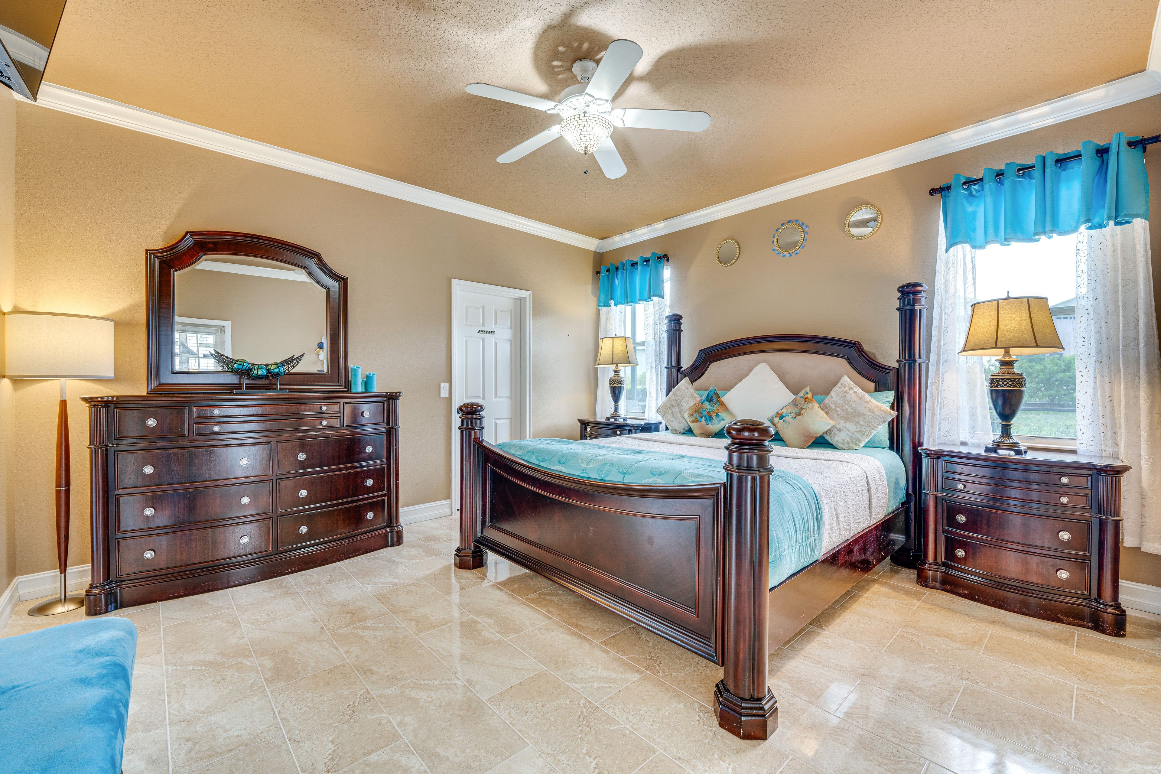 Bedroom Suite | King Bed | Access to Lanai | Flat-Screen TV | 1st Floor