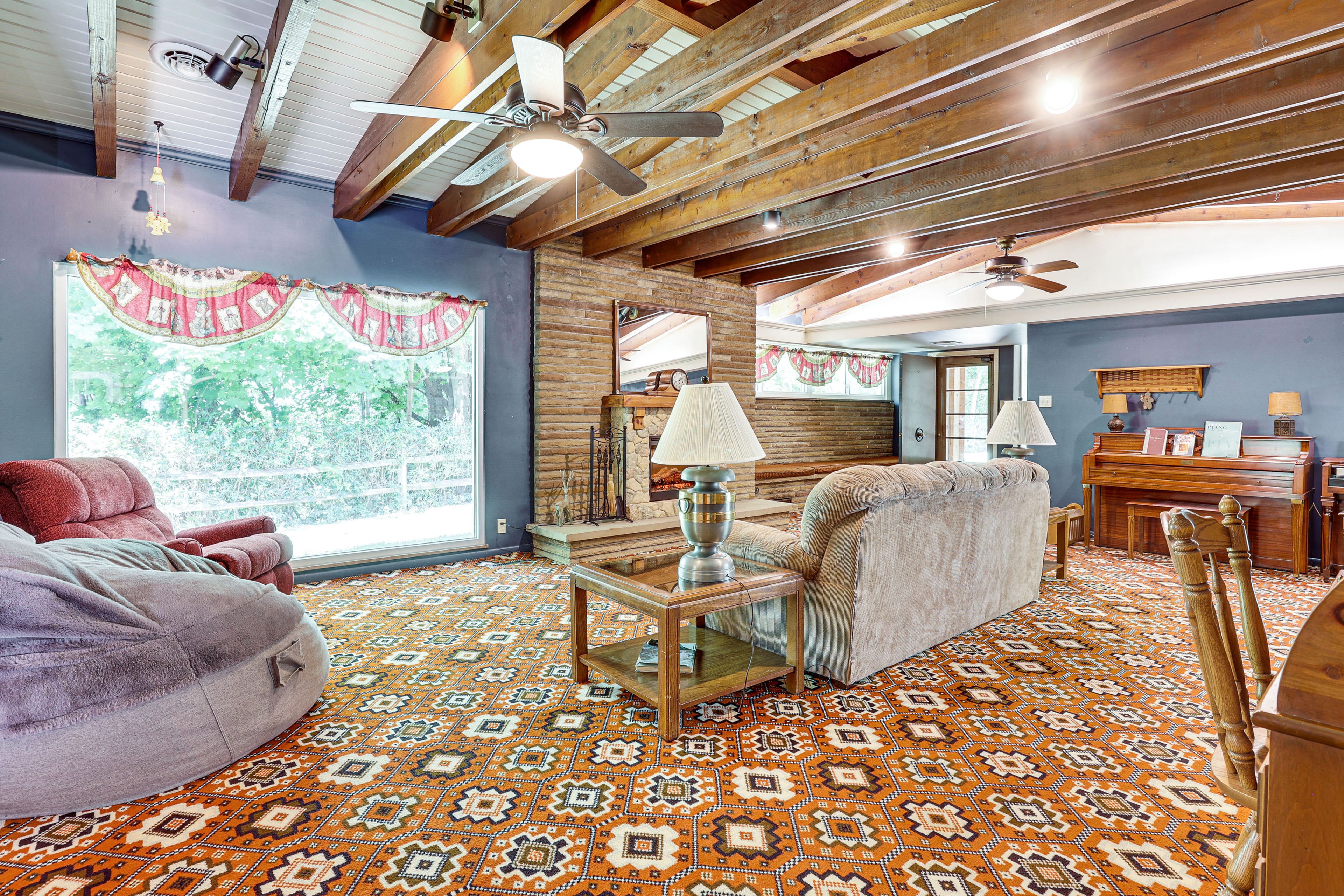 Living Room | Free WiFi | Central A/C & Heat | Queen Sleeper Sofa | Piano