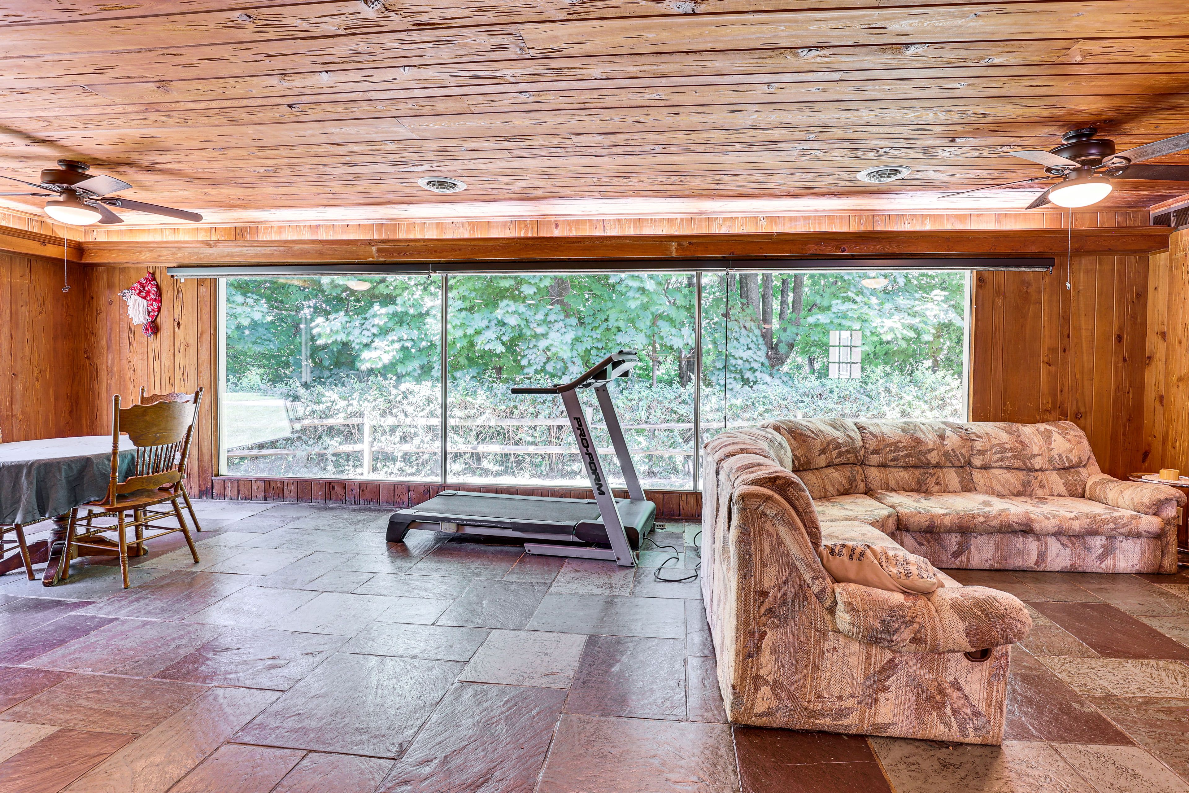 Sitting Area | Treadmill | Elliptical | Smart TV