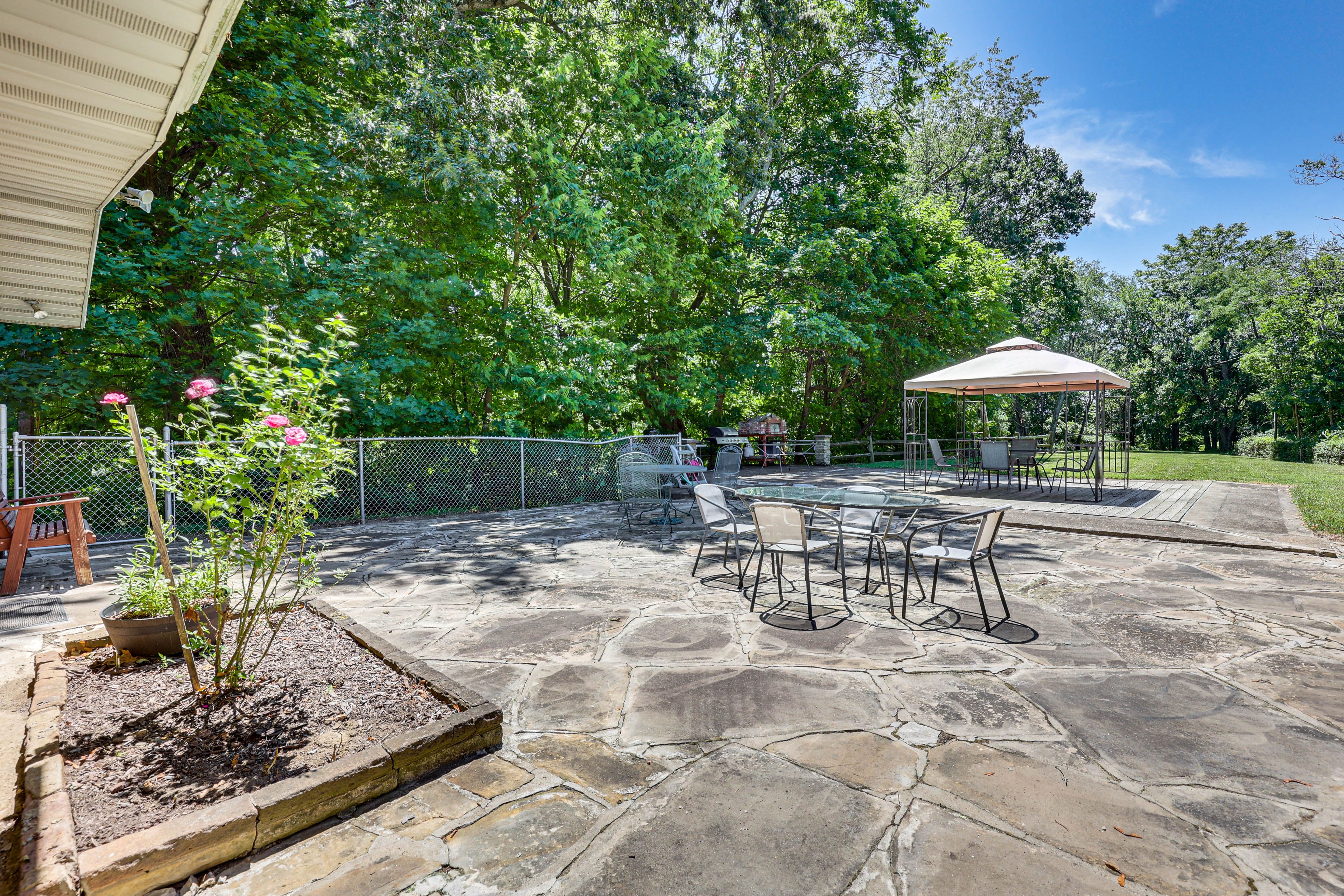 Coshocton Vacation Rental | 6BR | 5.5BA | 4,900 Sq Ft | Step-Free Entry